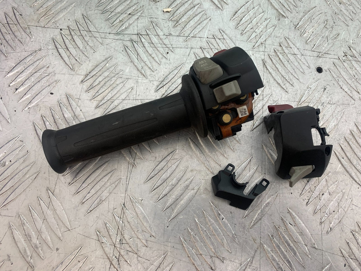 BMW K1300 S K 1300 S LEFT SWITCH GEAR  YEAR 2009-16 (CMB1216)