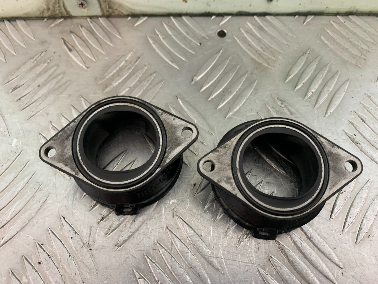 KAWASAKI NINJA 650 INLET RUBBERS YEAR 2017-2019
