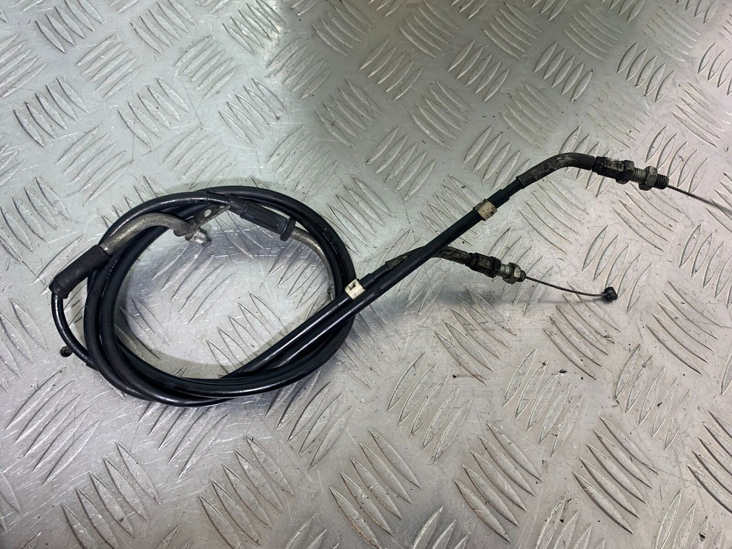 SUZUKI GSF1250 GSF 1250 BANDIT THROTTLE CABLES YEAR 2007-2011 (CMB1125)