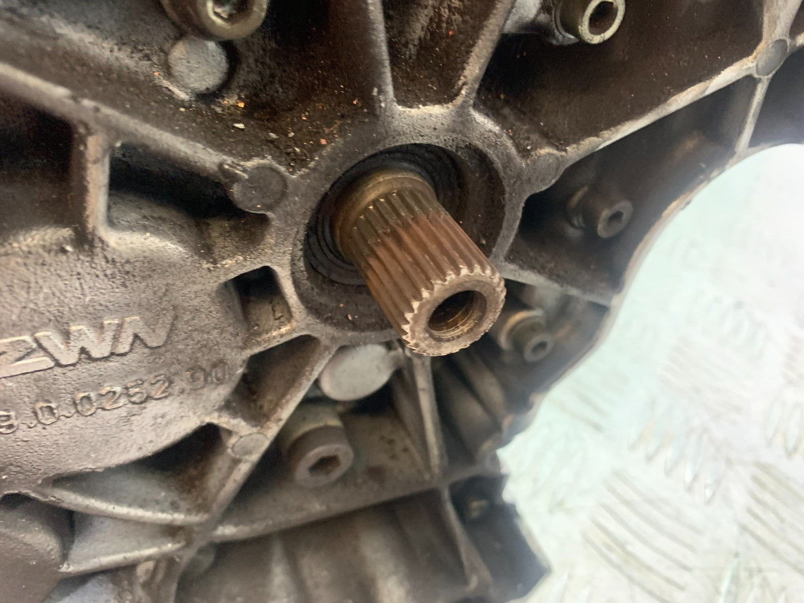 BMW R850 R R850R GEARBOX   YEAR 1994-2002 (CMB1170)
