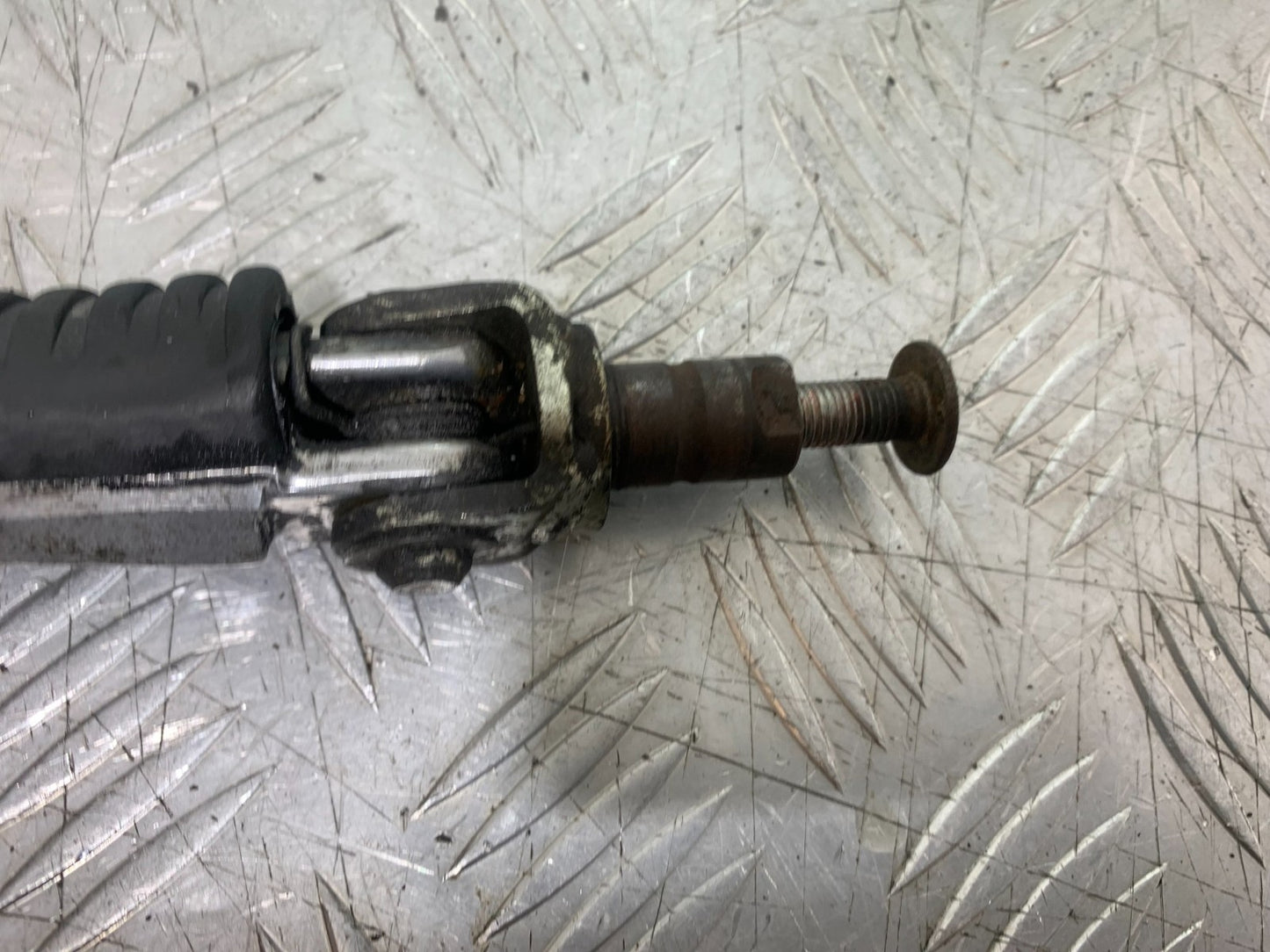 KAWASAKI 650 VERSYS FRONT LEFT FOOTPEG YEAR 2015-2018 (CMB1288)