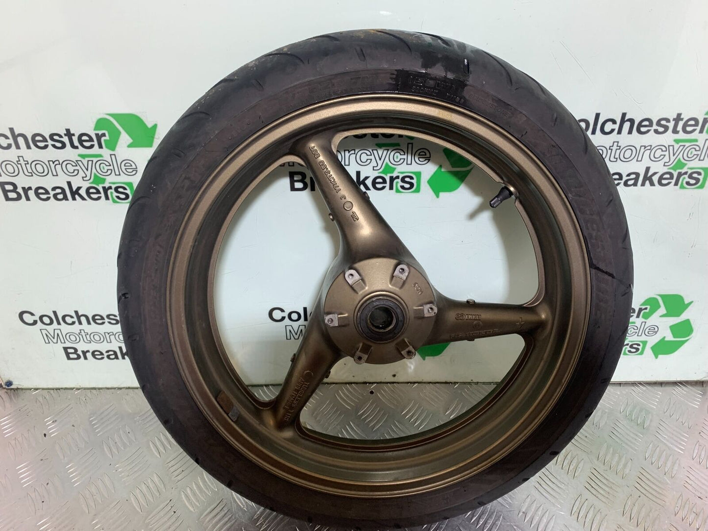 HONDA CBR 929 RRY FIREBLADE FRONT WHEEL   YEAR 2000-01 (CMB1094)