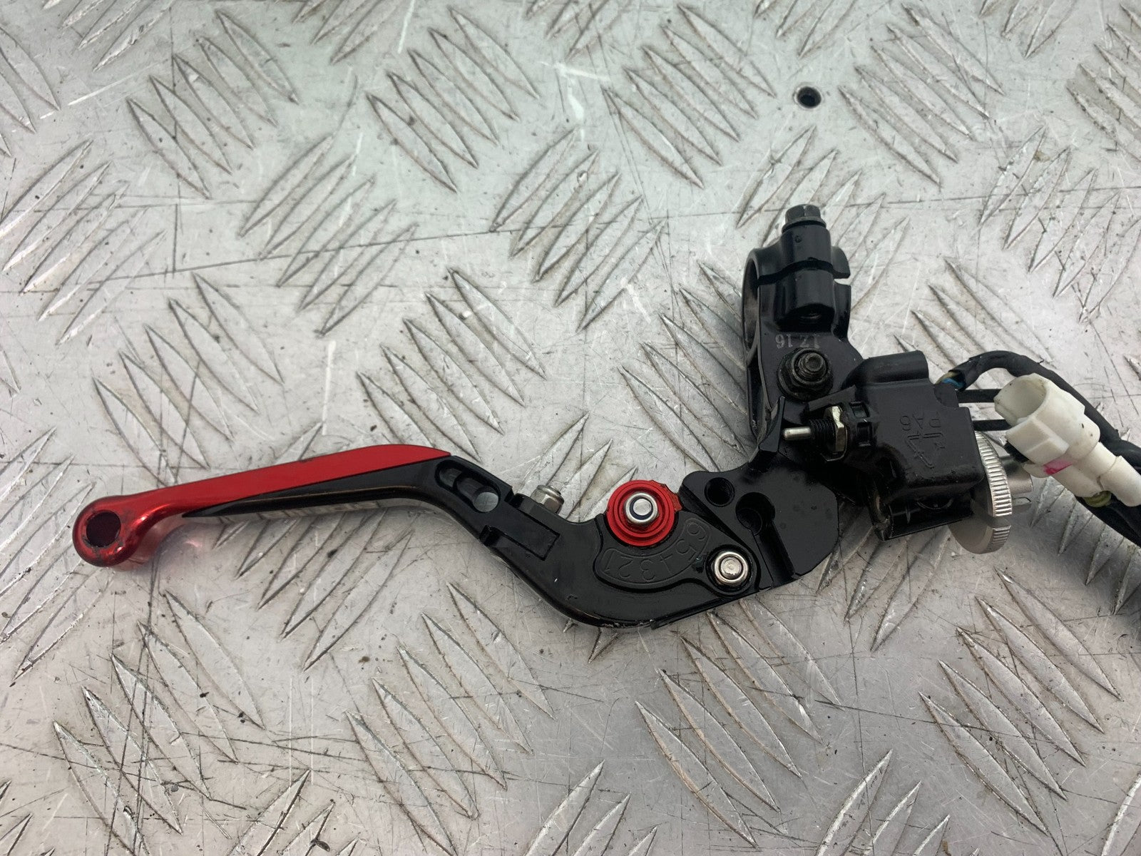 APRILIA RS660 RS 660 CLUTCH LEVER AND BRACKET  YEAR 2020-2024 (CMB1202)