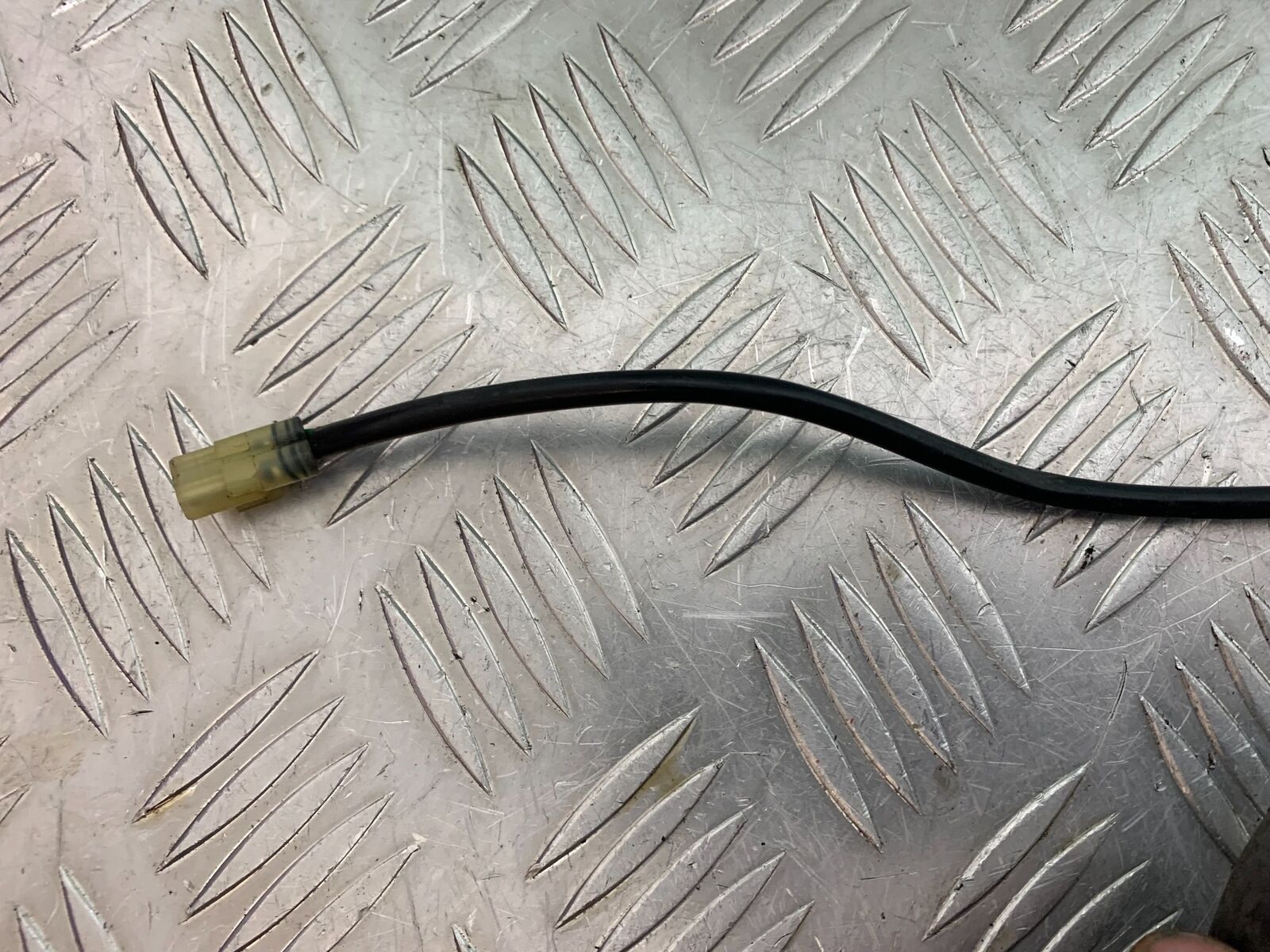 HONDA CBR1100 BLACKBIRD AIR VALVE  YEAR 1999-2005 (CMB1103)