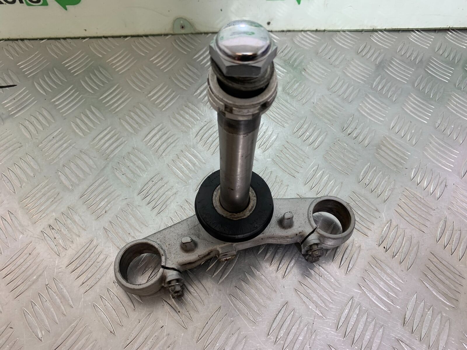 SUZUKI SV650 SV 650 BOTTOM YOKE  YEAR 2003-2006 (CMB1024)