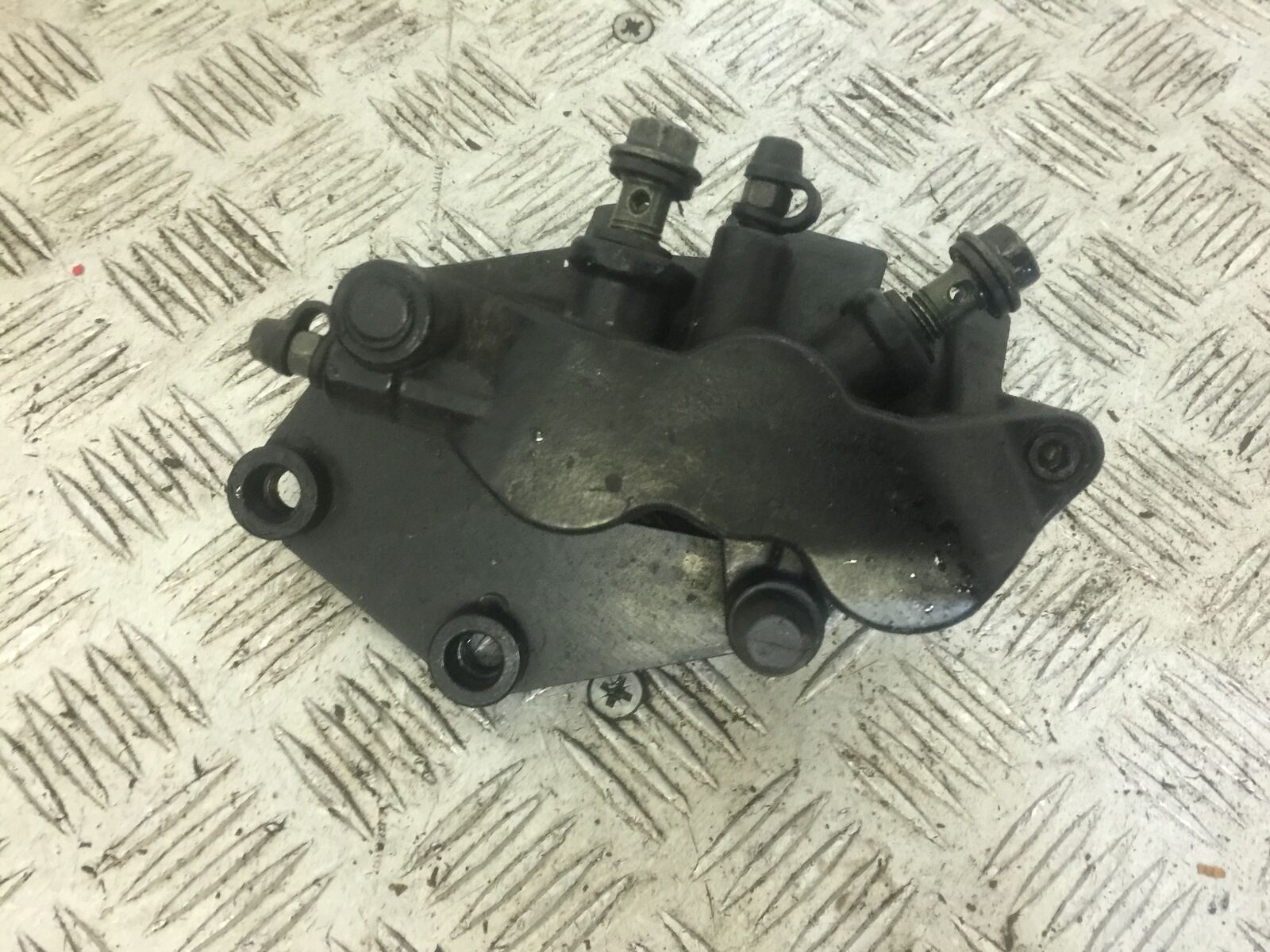 KEEWAY SUPERLIGHT 125 FRONT BRAKE CALIPER   YEAR 2017 (STOCK 694)