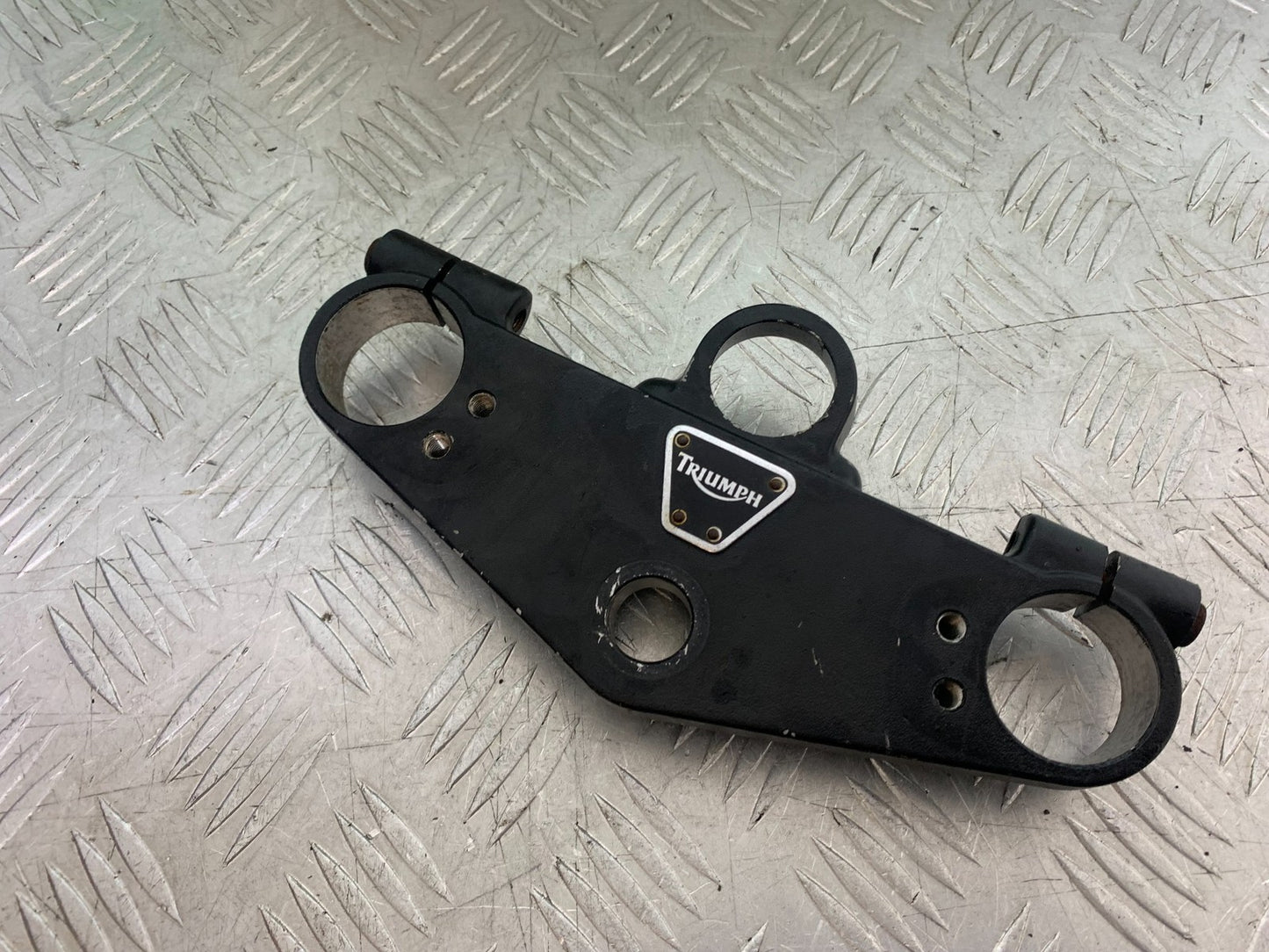 TRIUMPH TROPHY 900 TOP YOKE  YEAR 1991-95 (CMB1251)