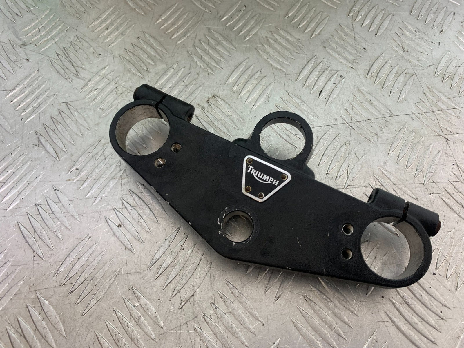 TRIUMPH TROPHY 900 TOP YOKE  YEAR 1991-95 (CMB1251)