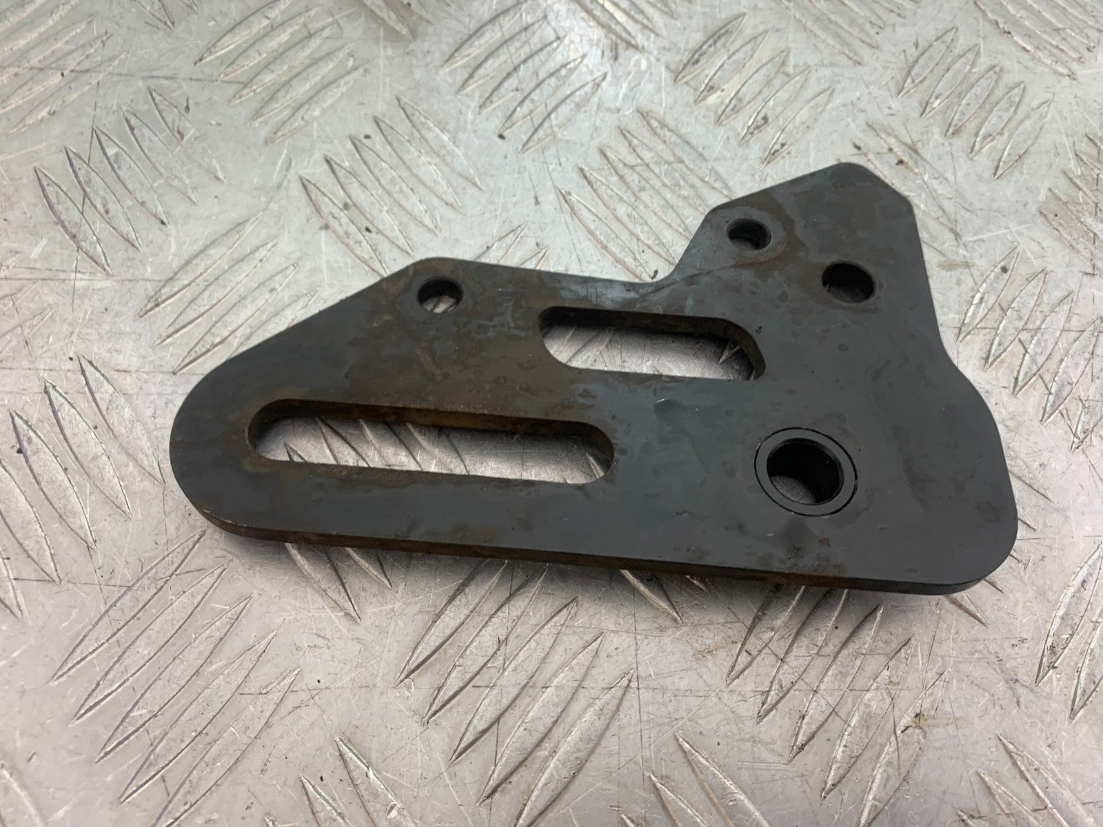 BENELLI BN125 BN 125 REAR CALIPER BRACKET  YEAR 2018-2021 (CMB1194)