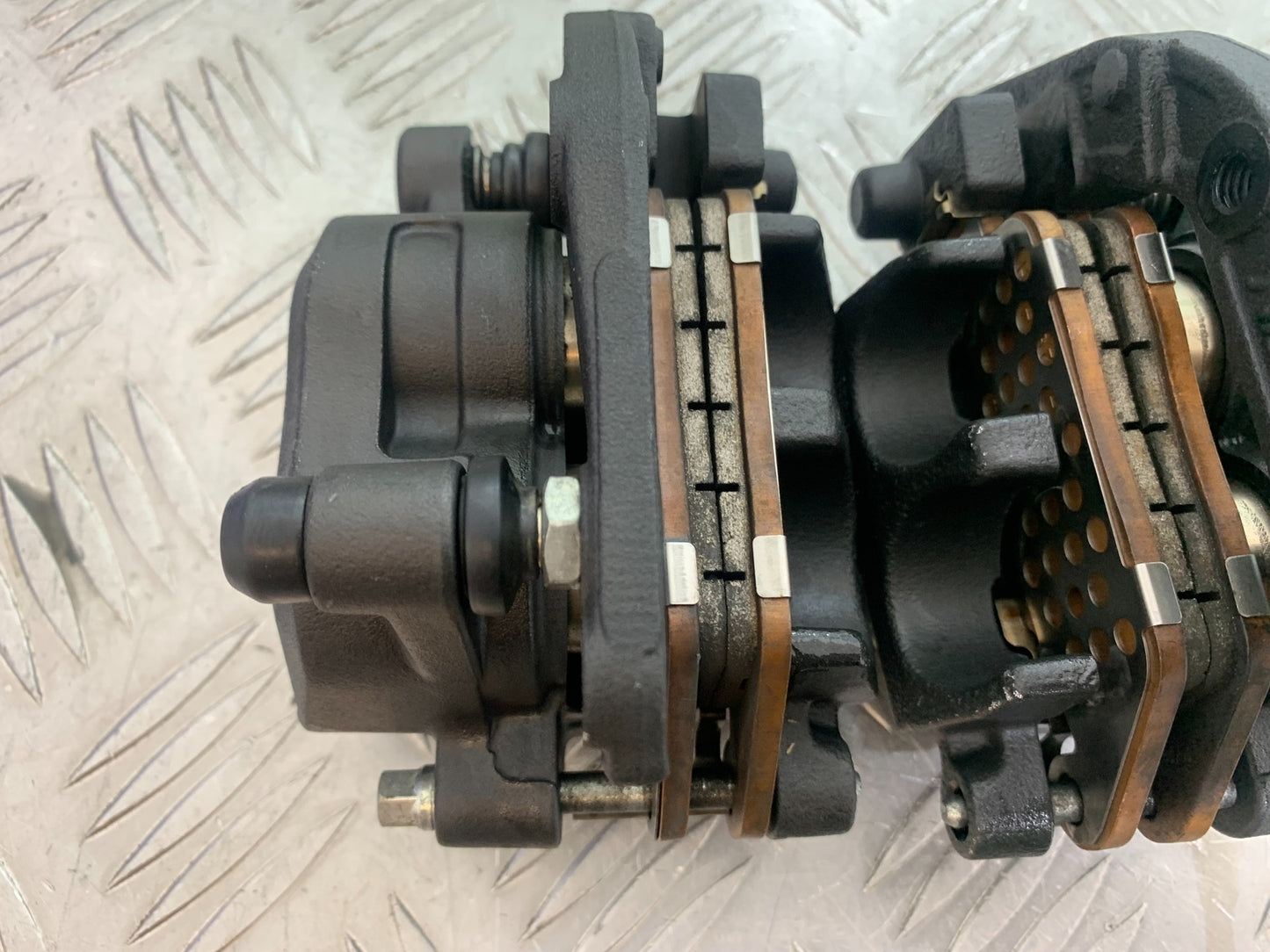 TRIUMPH TRIDENT 660 FRONT BRAKE CALIPERS   YEAR 2021-2024 (CMB1148)