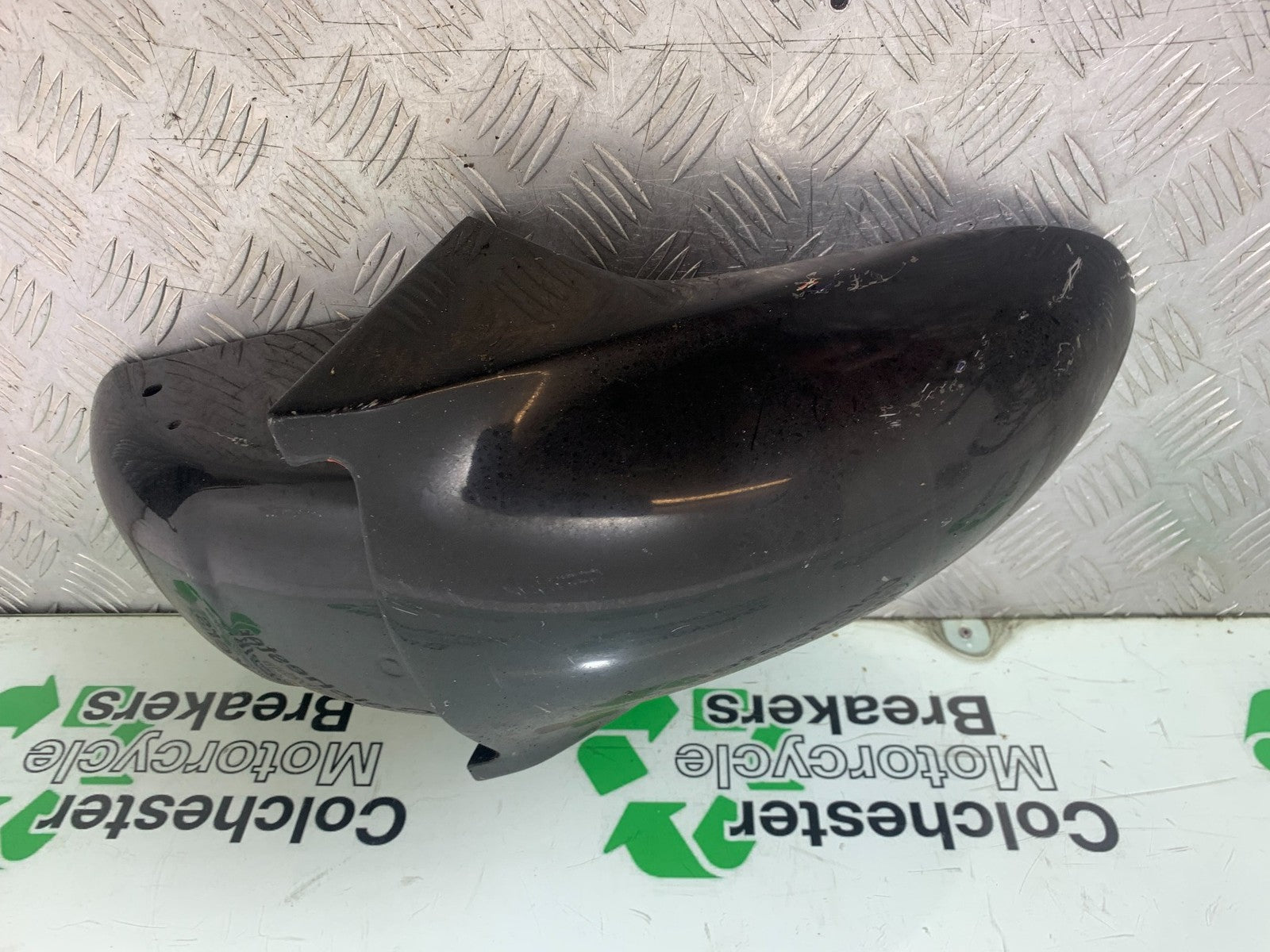 KAWASAKI GPX 750 GPX 750 FRONT MUDGUARD  YEAR 1990