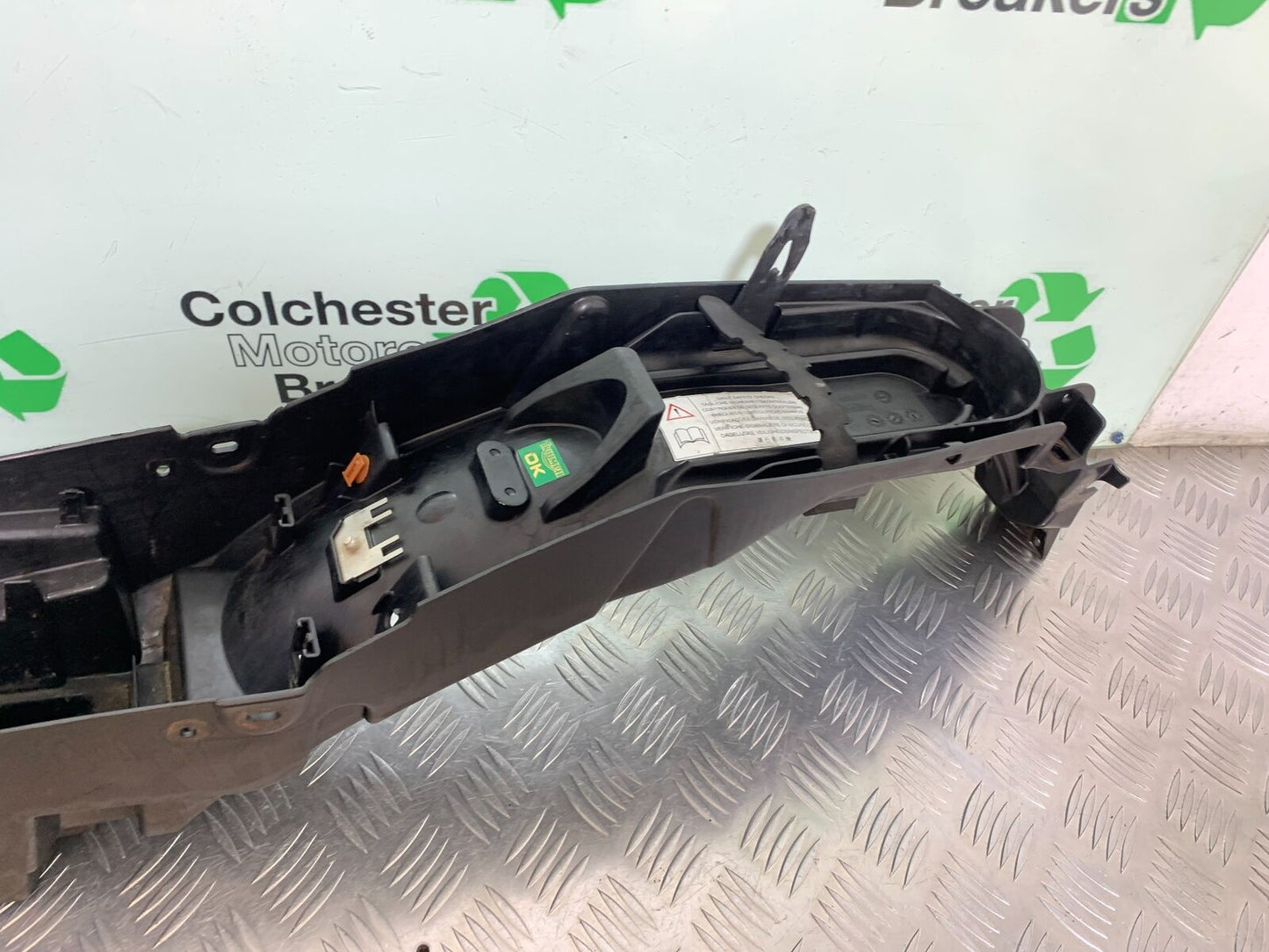 TRIUMPH TIGER 1200 EXPLORER UNDERTRAY YEAR  2012-2015 (STOCK 992)