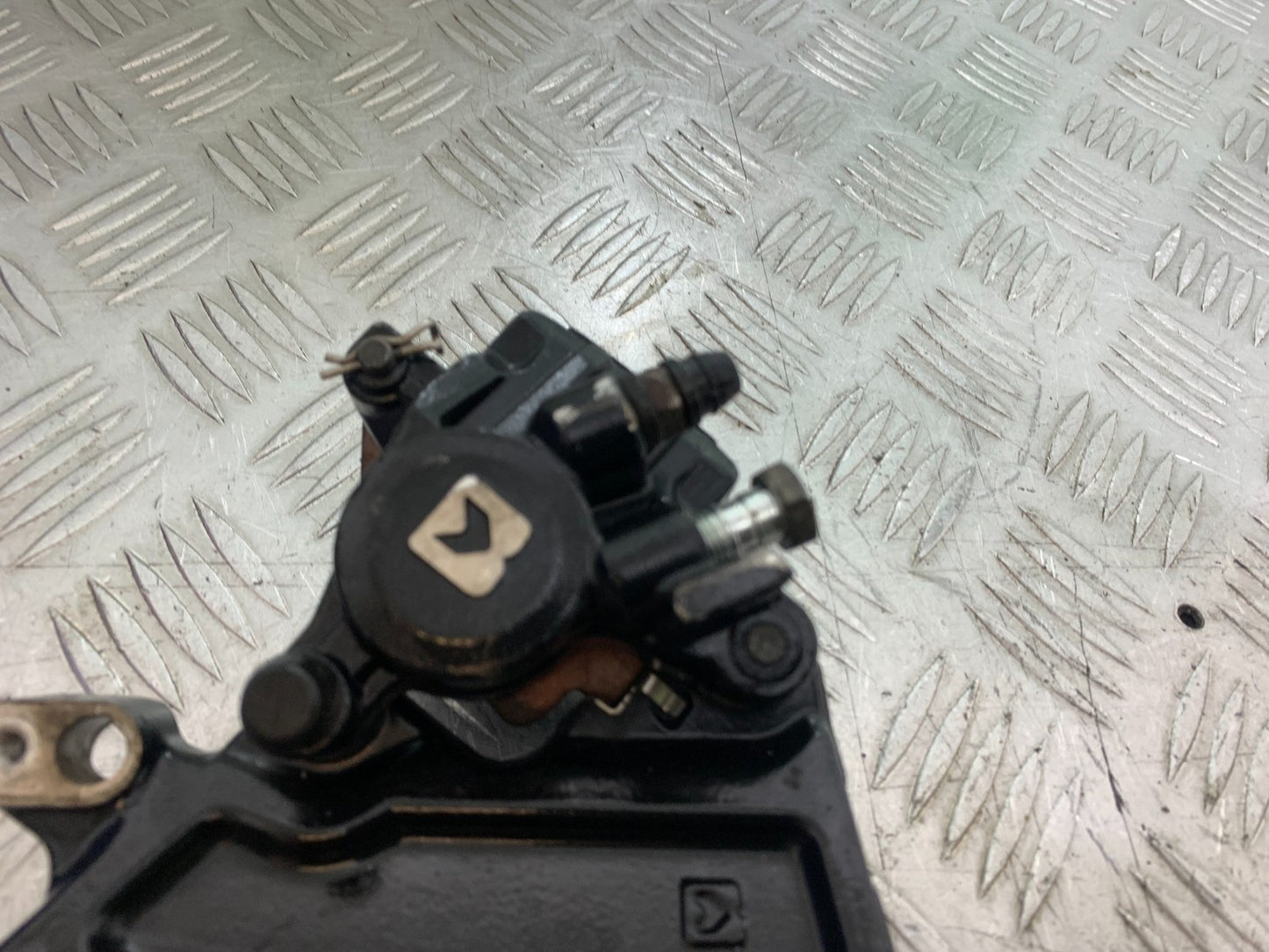 KTM DUKE 125 REAR BRAKE CALIPER   YEAR 2017-2022 (CMB1274)