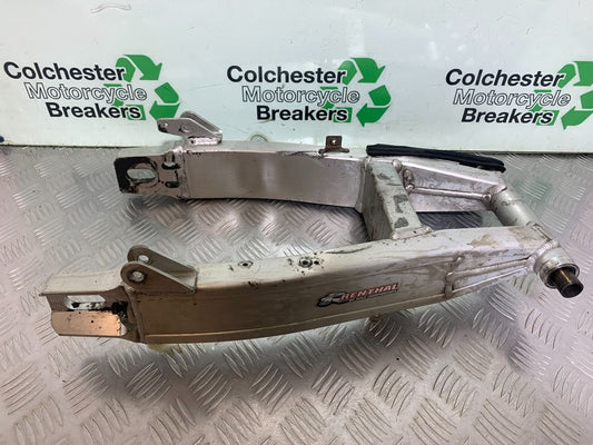 YAMAHA XJR1300 XJR 1300 SWINGARM YEAR 1999-2003 (CMB1055)
