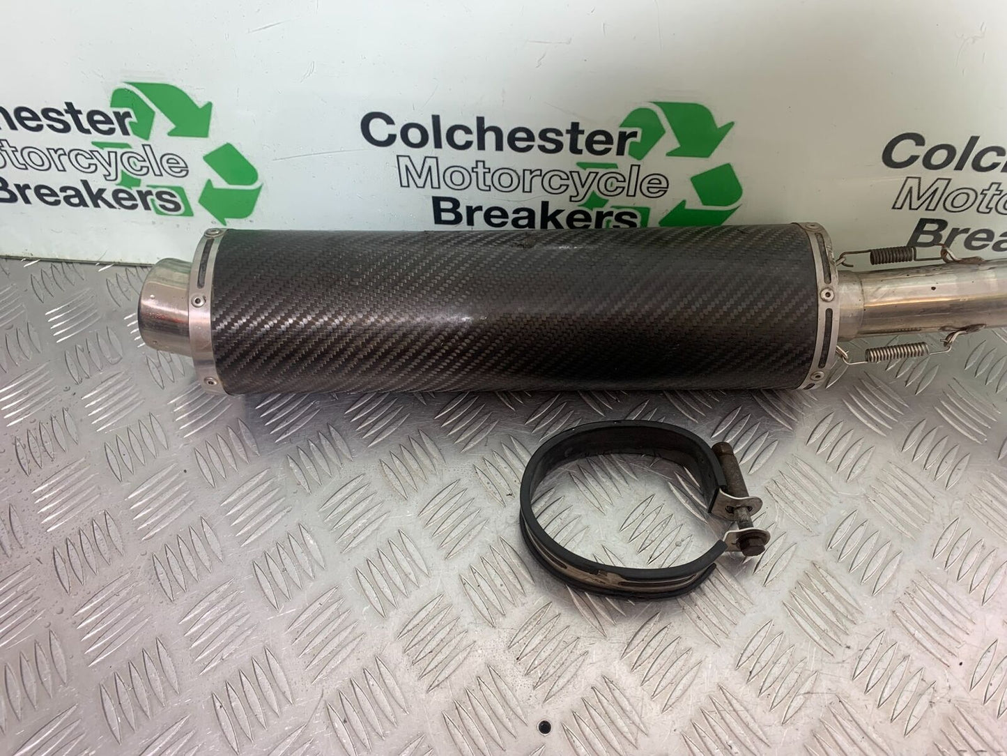 YAMAHA YZF600 YZF 600 THUNDERCAT CARBON RACE SILENCER   1996-2003 (CMB1046)