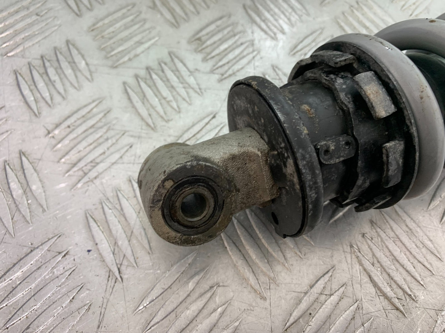 HONDA CBF600 CBF 600 REAR SHOCK  YEAR 2004 -07 (CMB1247)