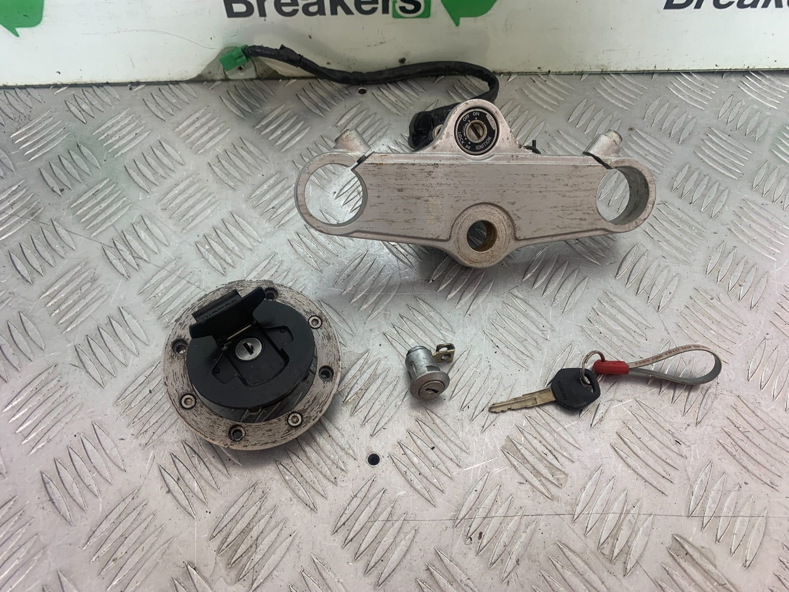 SUZUKI SV650 SV 650 mk1 LOCKS AND KEY  YEAR 1999-2002 (CMB1160)