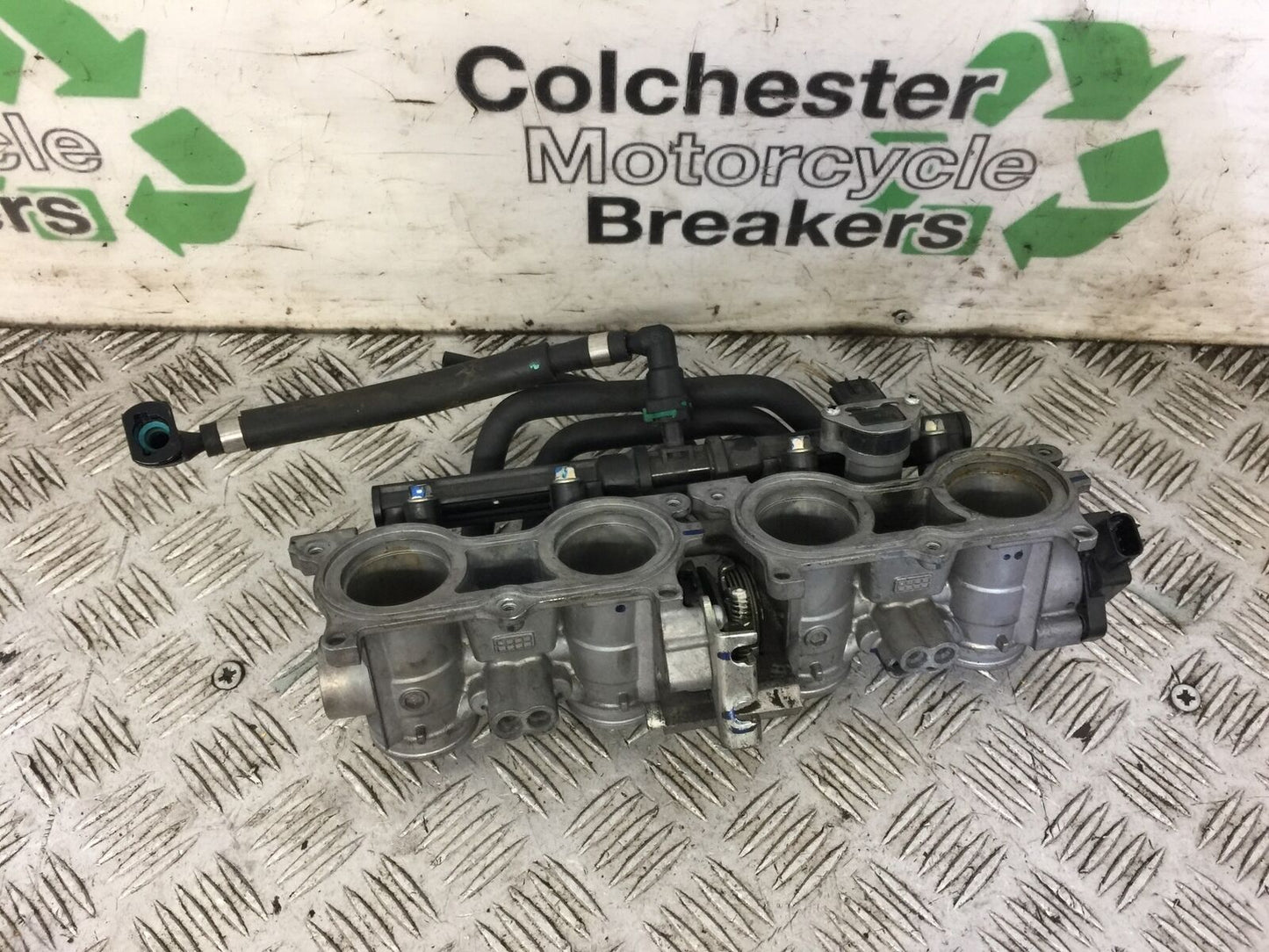 HONDA CB650 F CB 650 FA-E THROTTLE BODIES  YEAR 2014-2017 STOCK 609