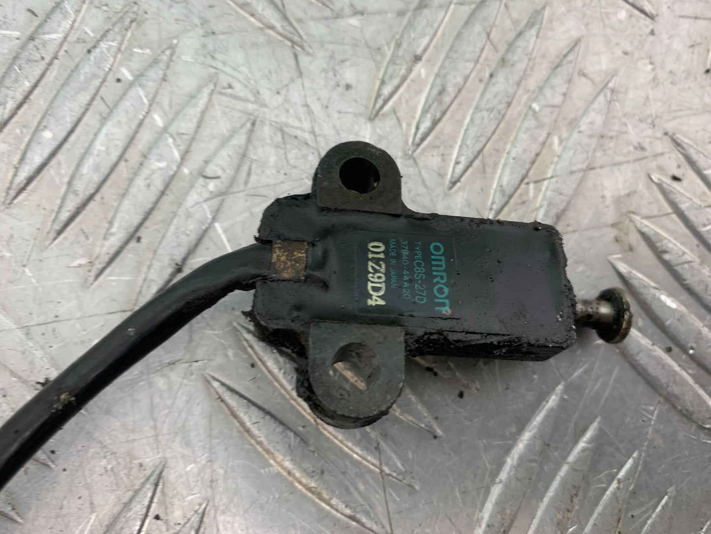 SUZUKI GSF600 GSF 600 BANDIT SIDE STAND SWITCH    2000-2004 (CMB1269)