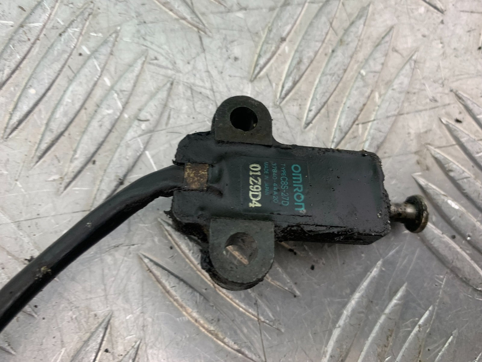 SUZUKI GSF600 GSF 600 BANDIT SIDE STAND SWITCH    2000-2004 (CMB1269)