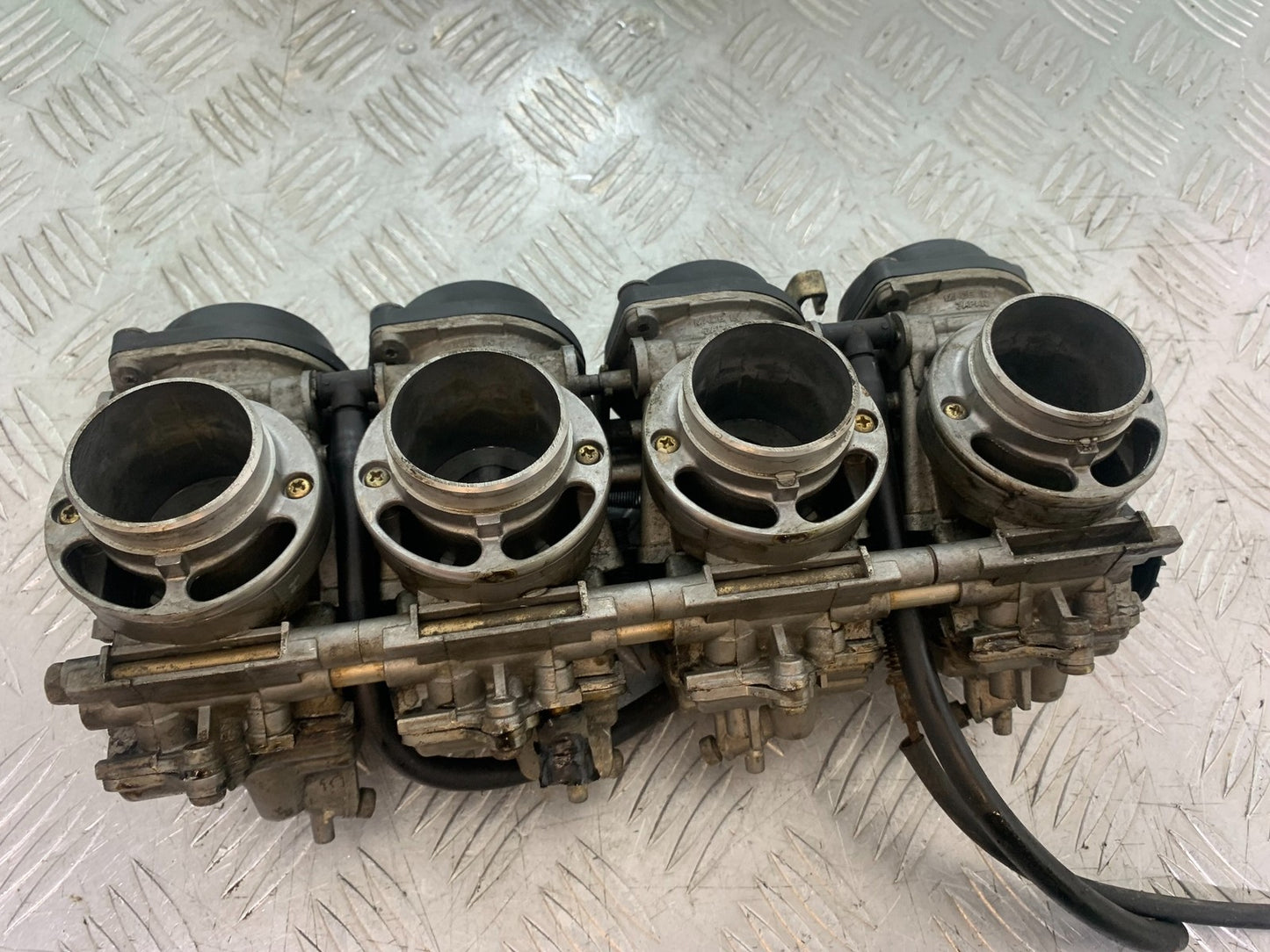 YAMAHA YZF R1 4XV CARBS   YEAR 1998-99 (CMB1291)