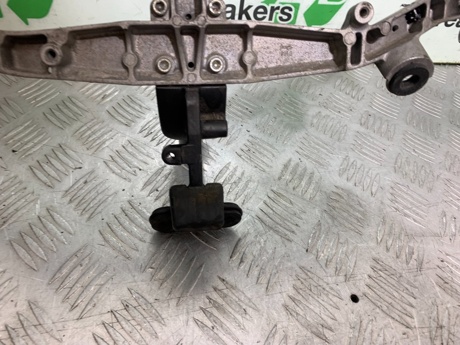 KAWASAKI GTR1400 GTR 1400 FAIRING BRACKET  YEAR 2007-2009 (CMB1306)