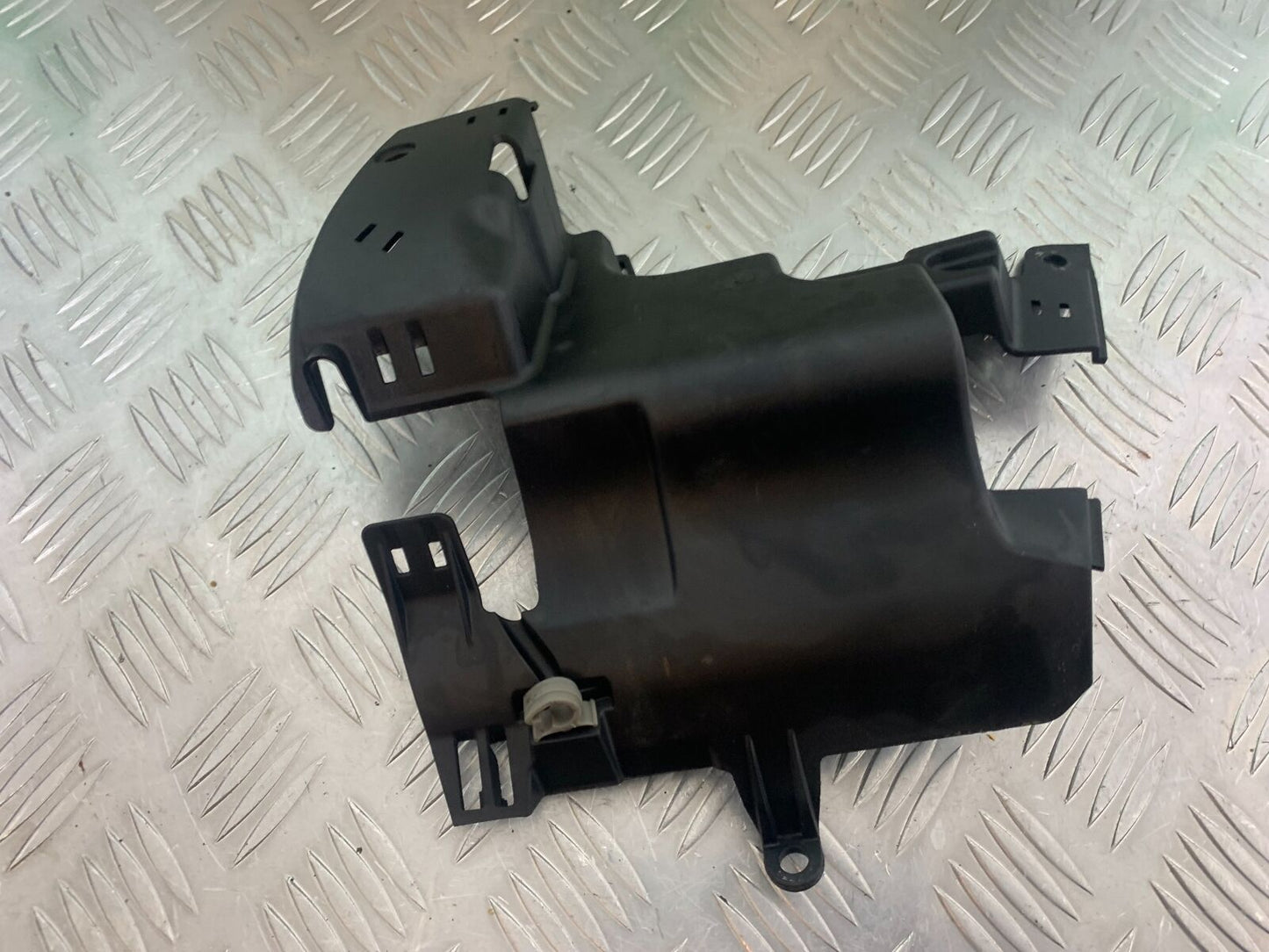 DUCATI DIAVEL 1200 INFILL COVER  YEAR 2014-17 (CMB1054)