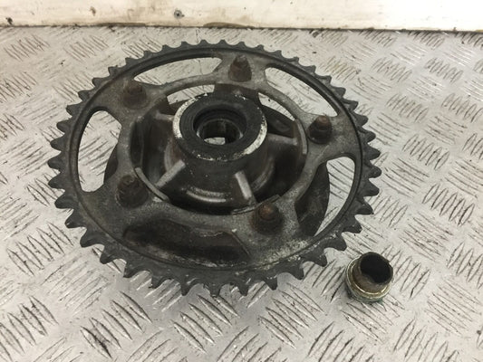 TRIUMPH 600 SPEED FOUR REAR SPROCKET CARRIER YEAR 2002  (STOCK 756)
