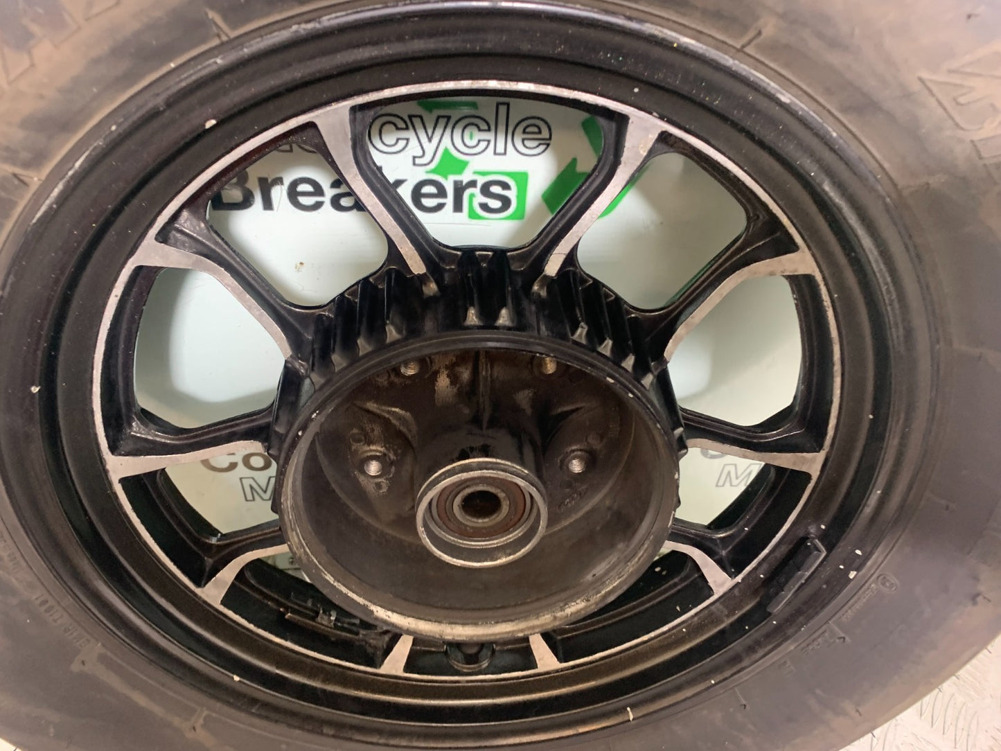 HONDA VT700 VT 700 SHADOW REAR WHEEL   YEAR 1984-85 (CMB1328)