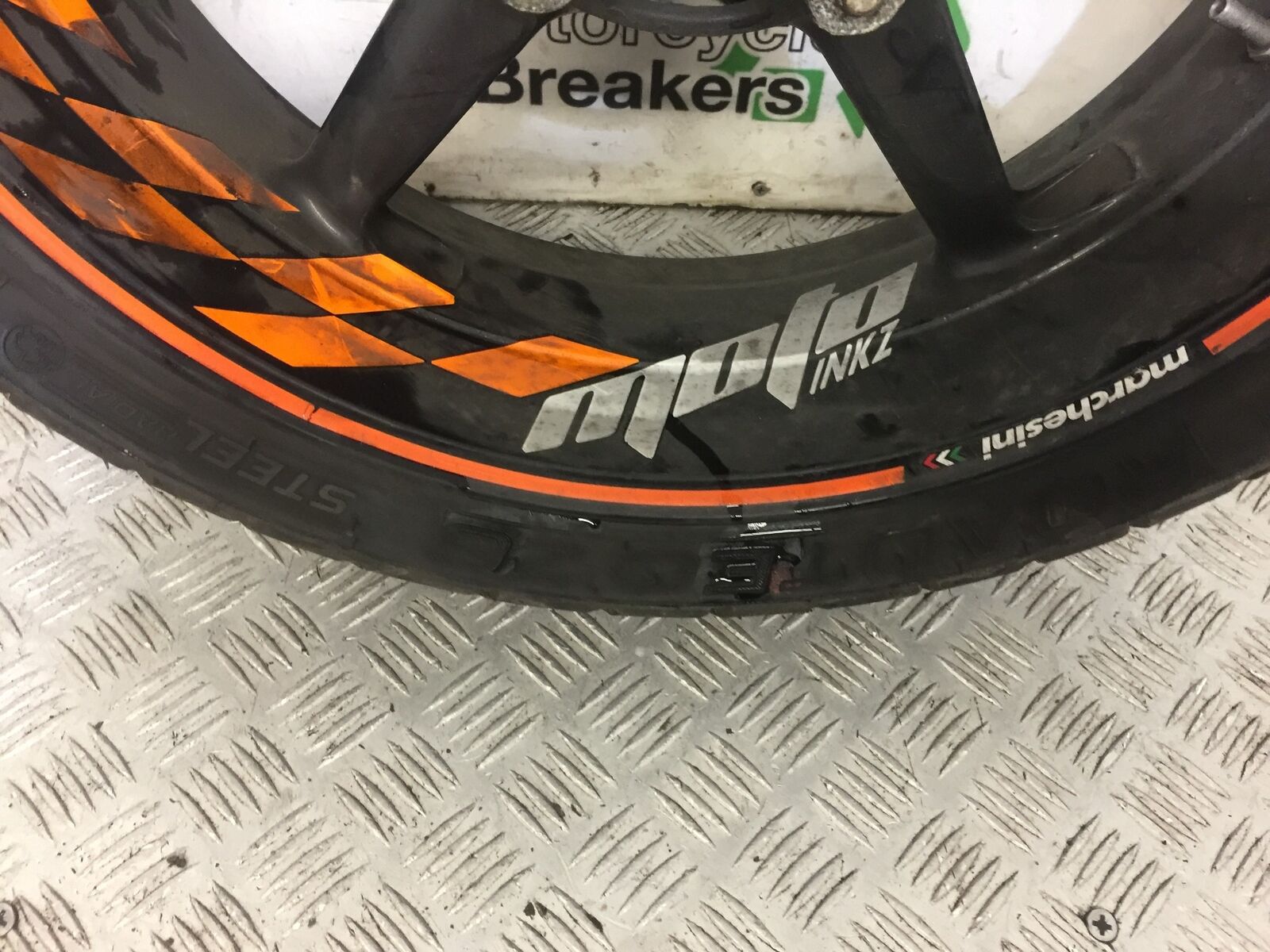 KTM 990 SUPERMOTO REAR WHEEL  YEAR 2008 (STOCK 662)