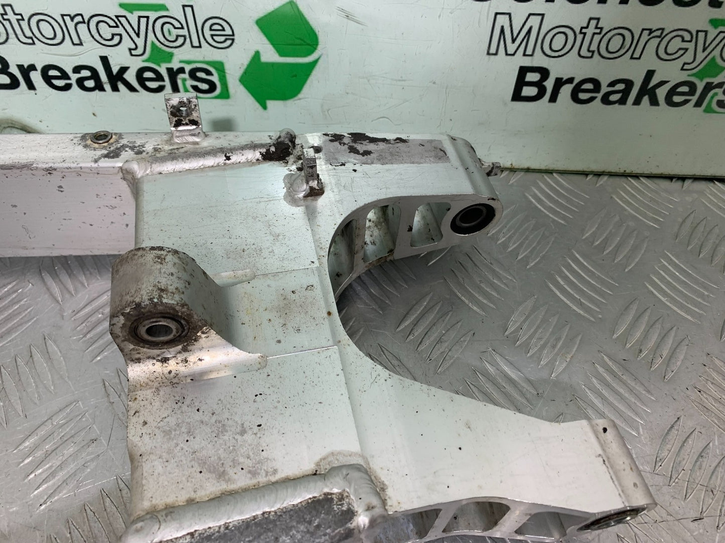 HONDA CB600 CB 600 HORNET SWINGARM   YEAR 1998-2002 (CMB1297)