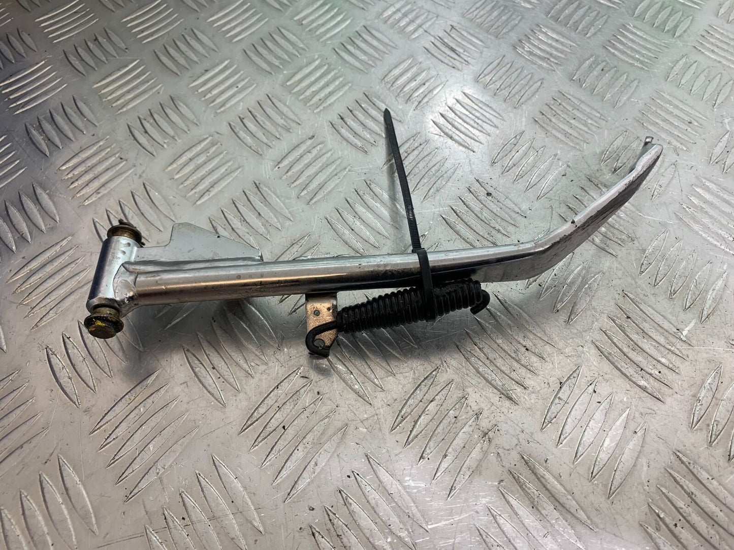HARLEY DAVIDSON XL883 N IROD SIDE STAND YEAR 2020  (CMB1116)