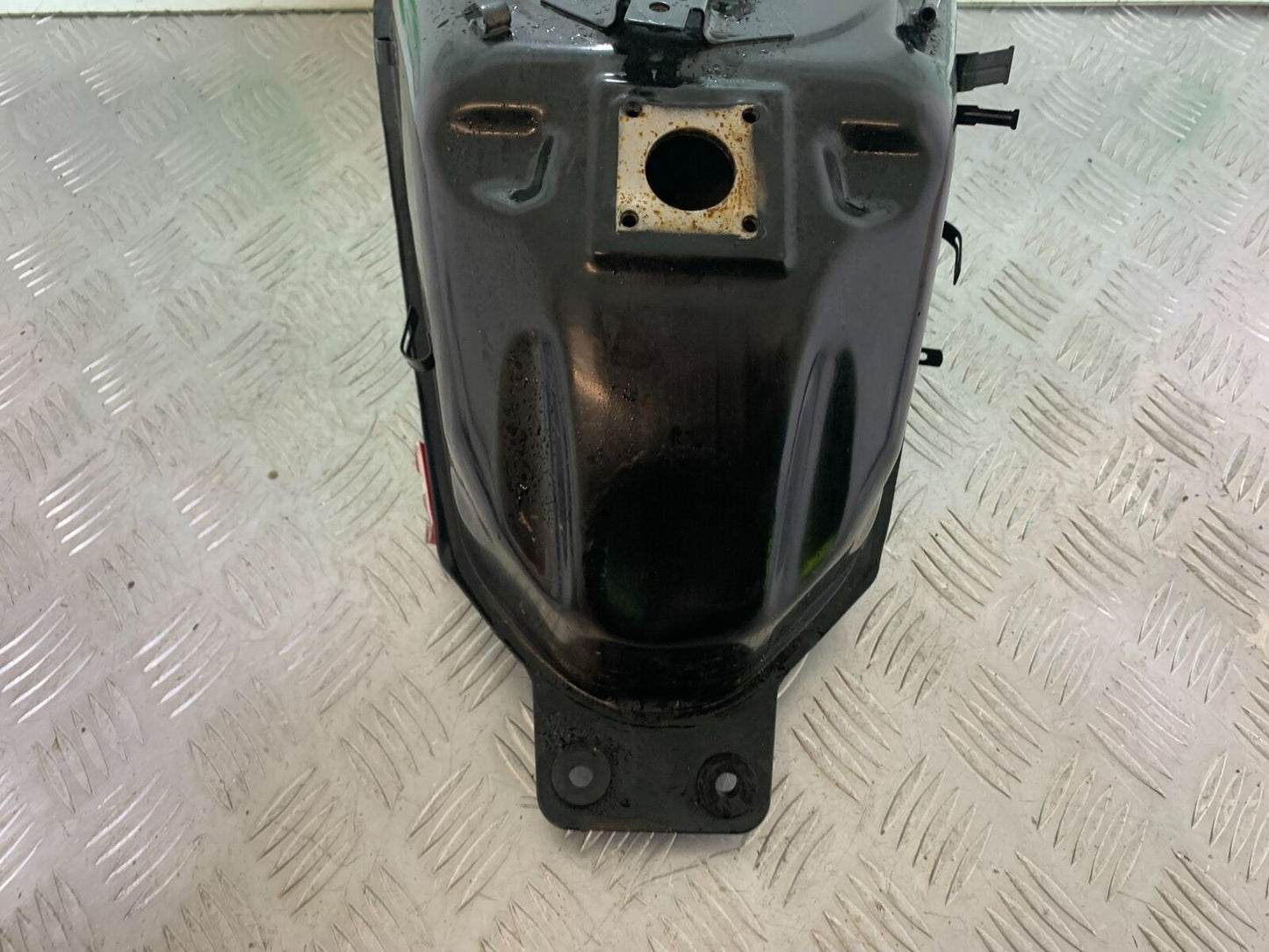 BENELLI BN125 BN 125 PETROL TANK   YEAR 2018-2021 (CMB1080)