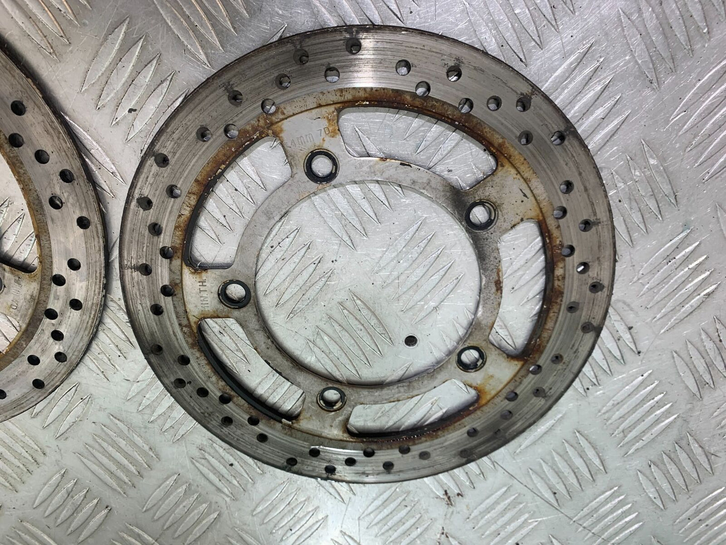 SUZUKI AN400 AN 400 BURGMAN FRONT BRAKE DISCS YEAR 2017-2024 (CMB1118)