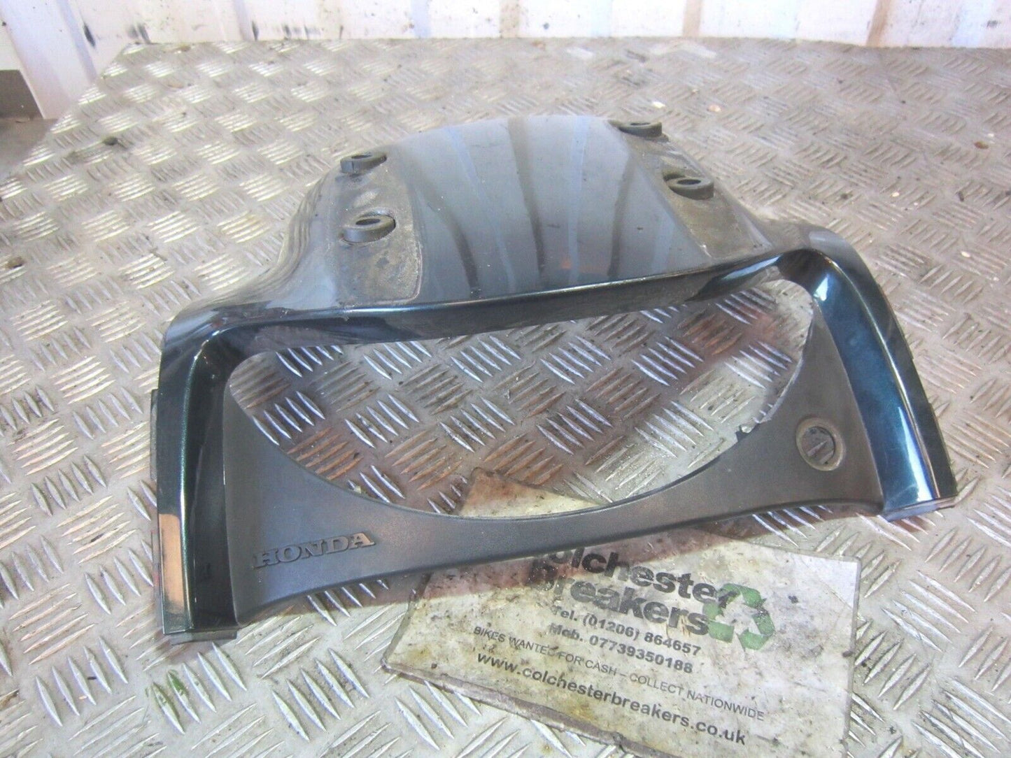 HONDA NT650 DEAUVILLE TAIL PIECE  YEAR 2002