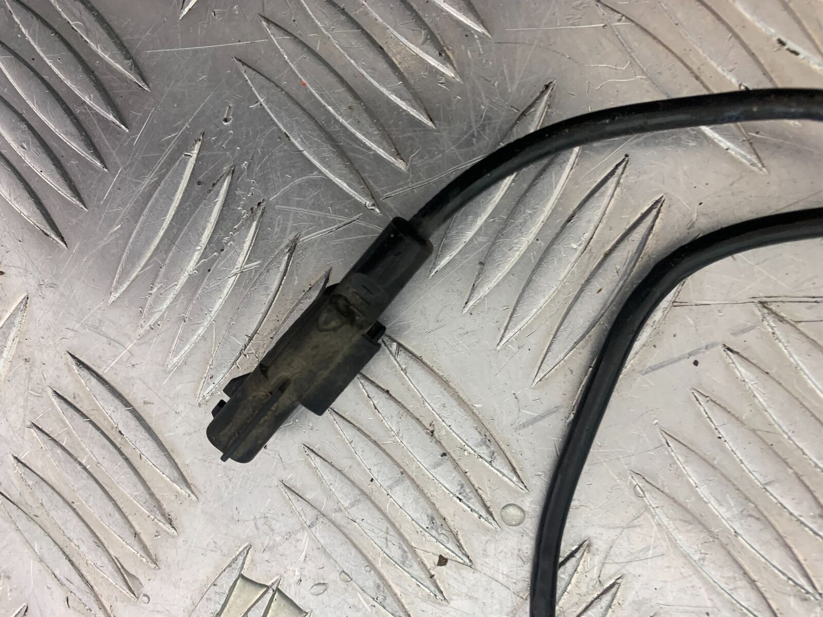 SUZUKI DL 650 V-STROM FRONT ABS SENSOR  YEAR 2020 (CMB1117)