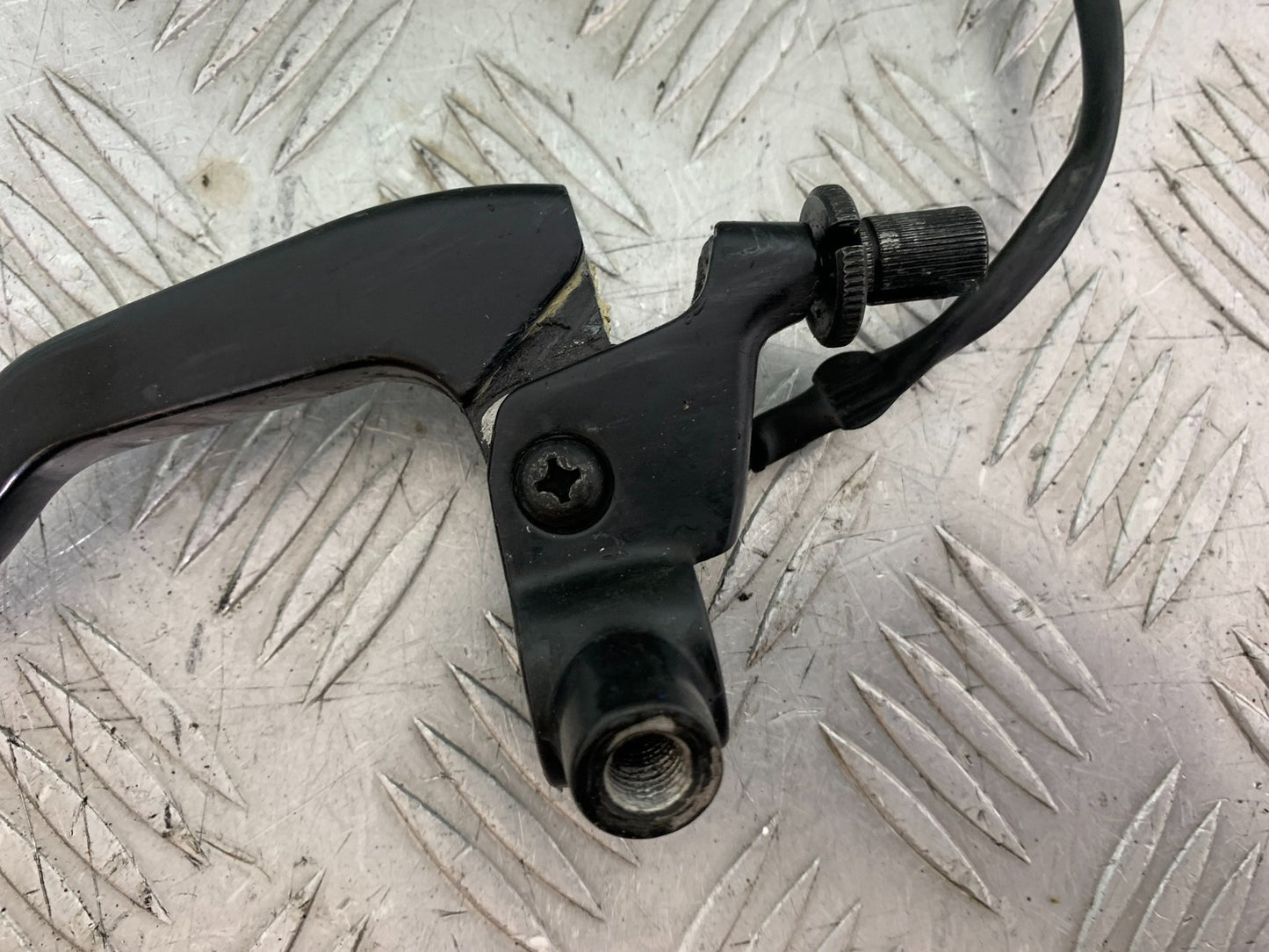 KTM DUKE 125 CLUTCH LEVER AND BRACKET   YEAR 2012-2016 (CMB1317)