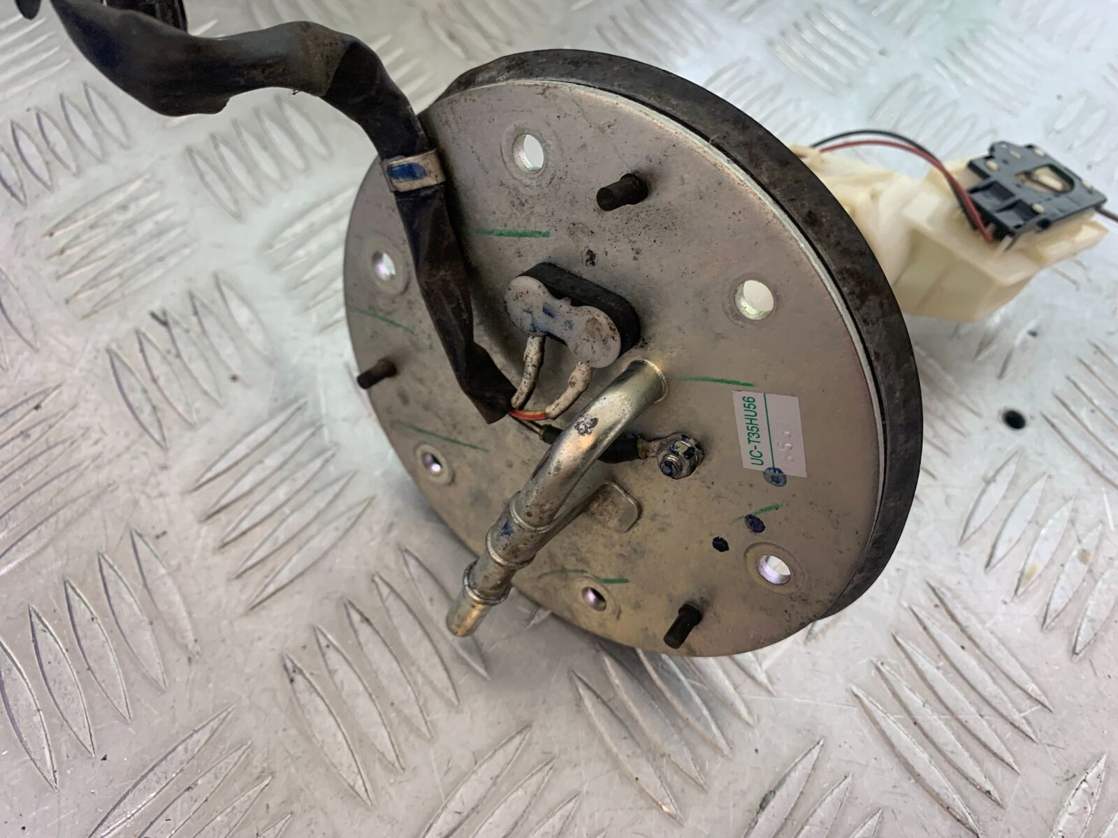 HONDA CBR650 F CBR 650F PETROL PUMP YEAR 2014-17  (CMB1130)