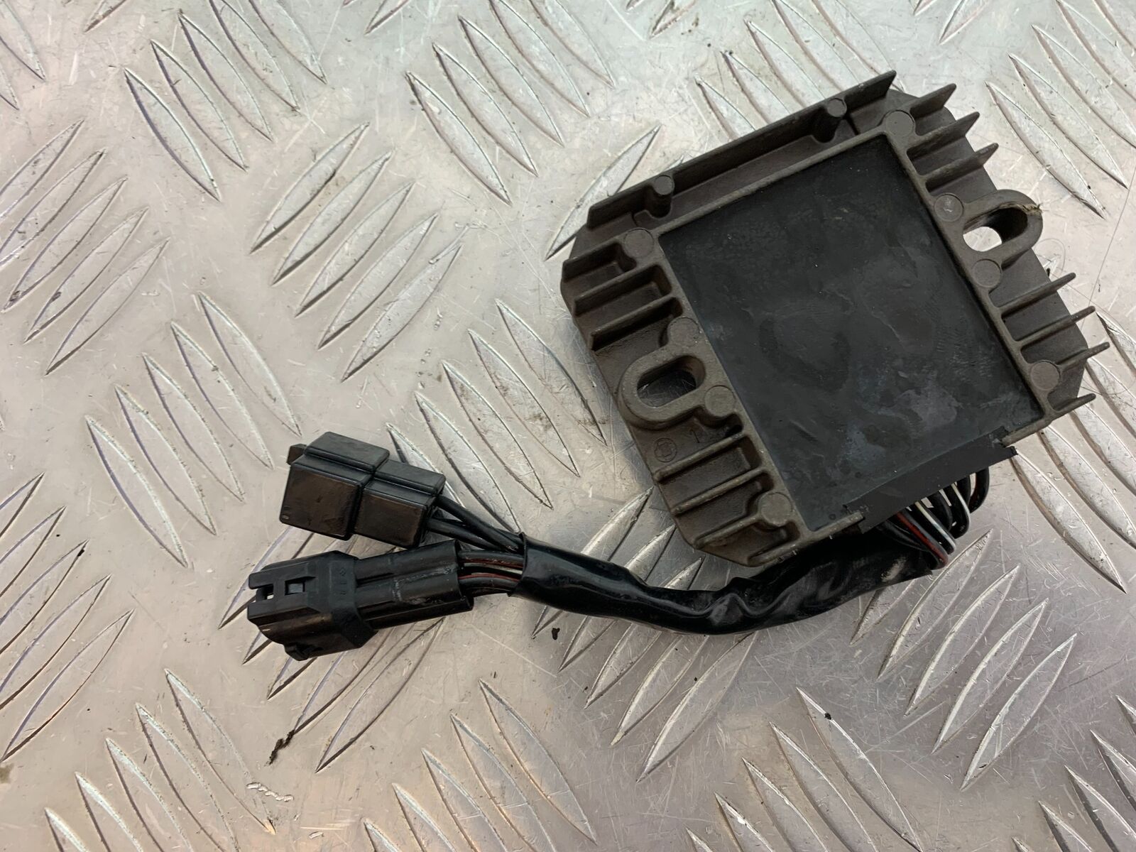 SUZUKI SV650 SV 650 REGULATOR  YEAR 2003-2006 (CMB1014)