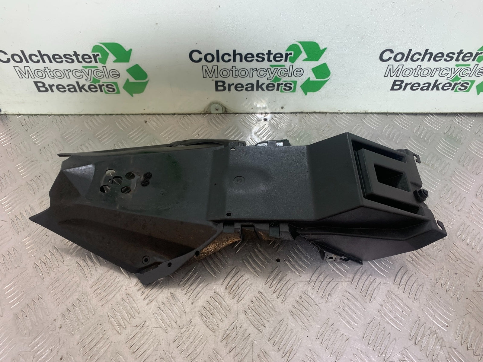 KAWASAKI Z125 Z 125 UNDERTRAY YEAR  2018-2023 (CMB1167)