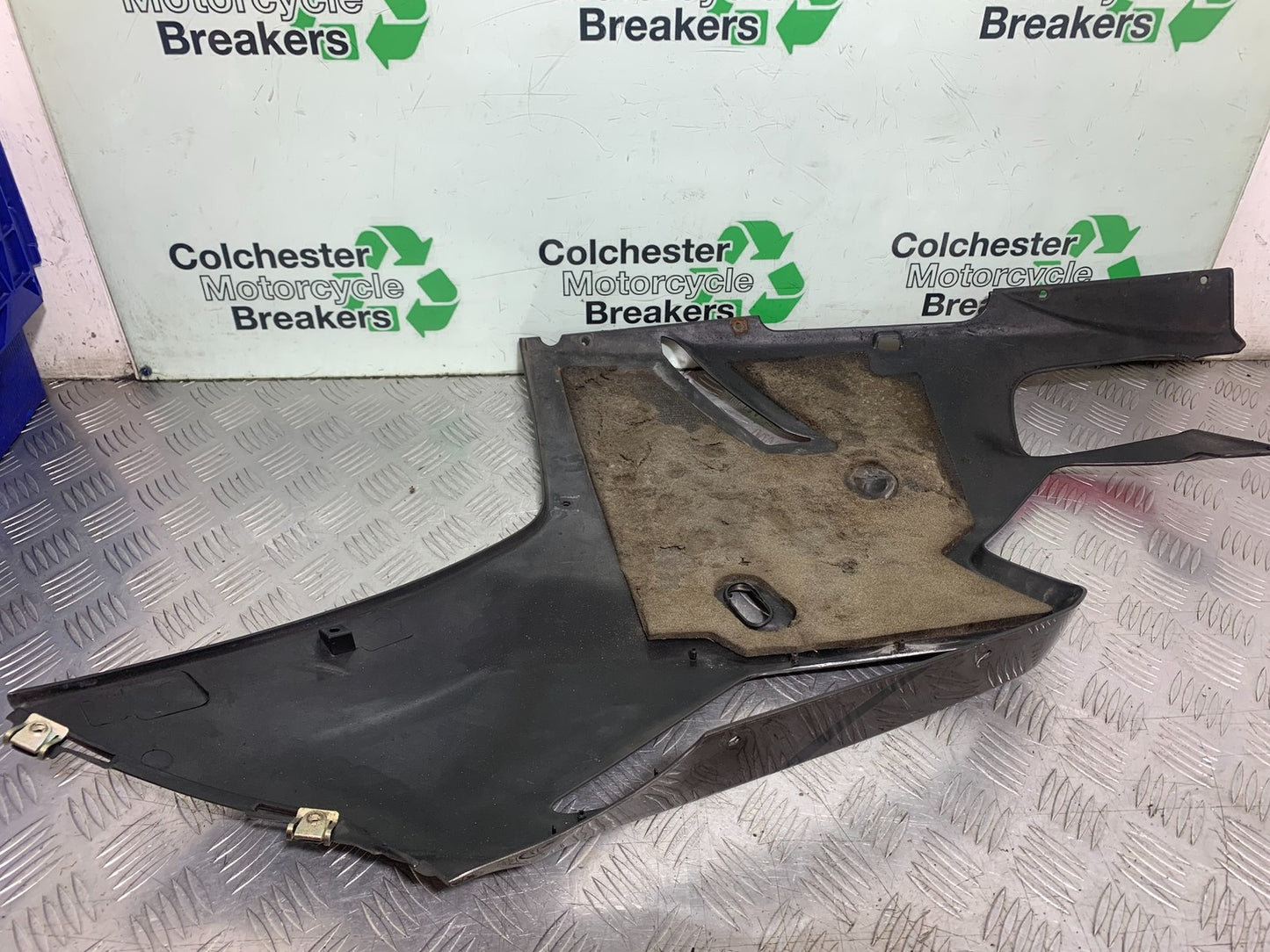 APRILIA RSV1000 R FACTORY MILLE LEFT FAIRING PANEL 2004-09 (CMB1203)