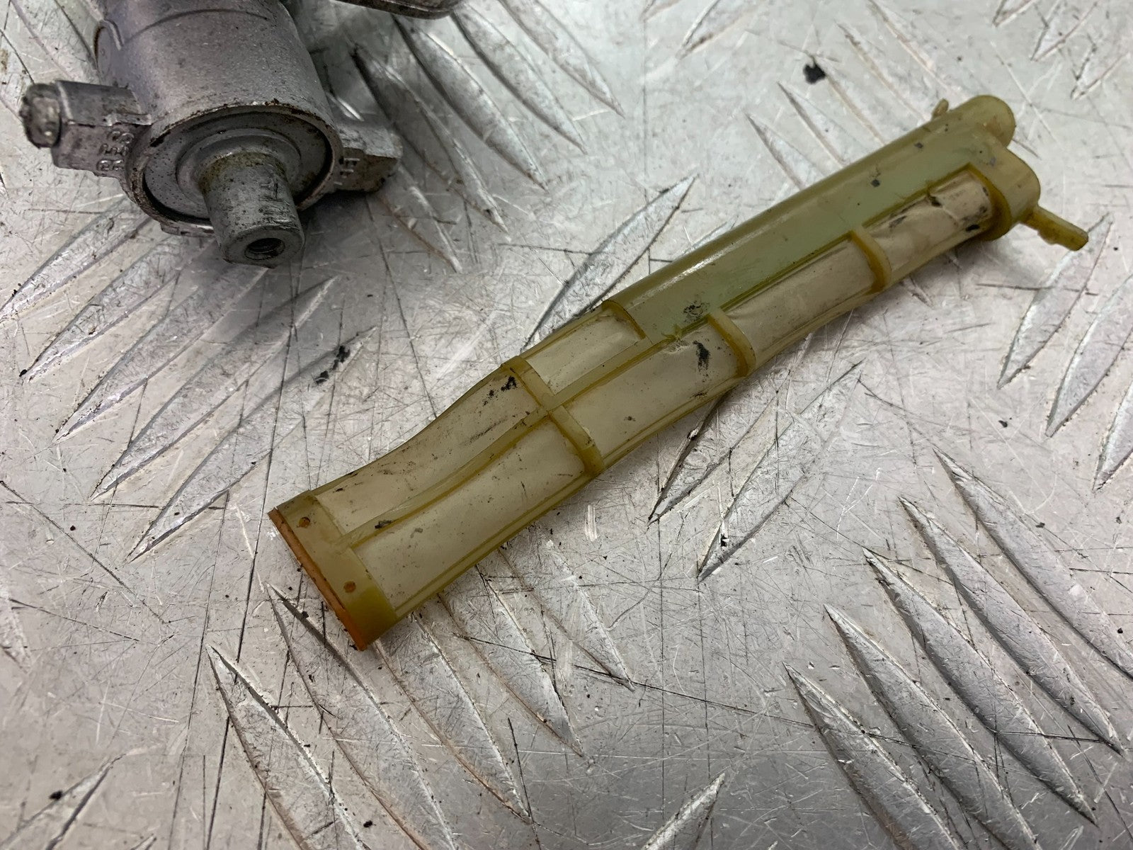 TRIUMPH TROPHY 900 PETROL TAP  YEAR 1991-95 (CMB1251)