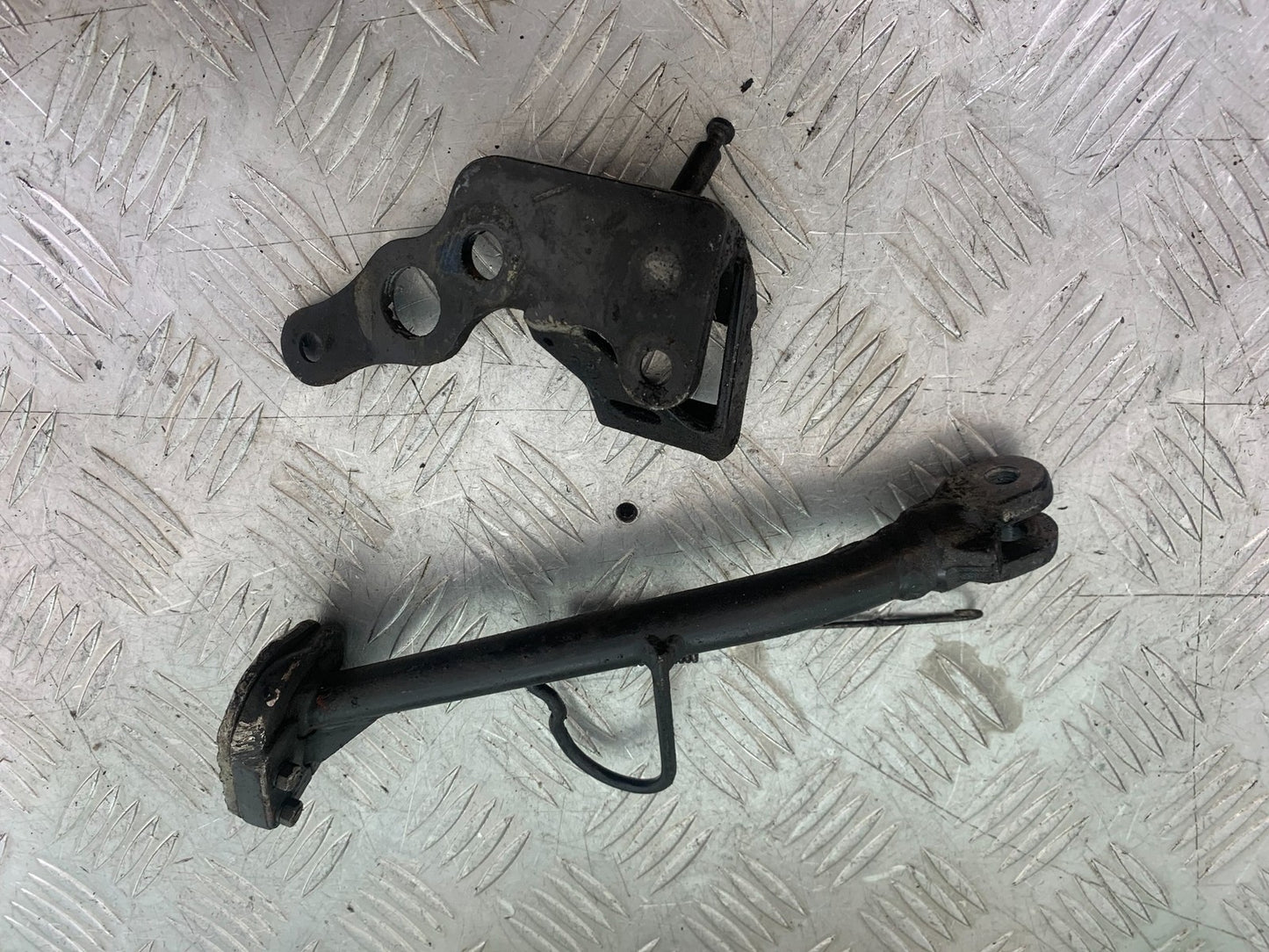 BMW R850 R R850R SIDE STAND  YEAR 1994-2002 (CMB1170)