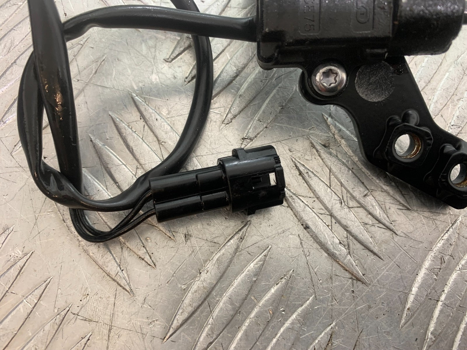 TRIUMPH TRIDENT 660 SIDE STAND SWITCH   YEAR 2021-2024 (CMB1295)