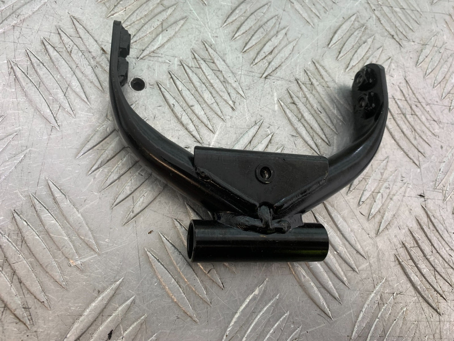 TRIUMPH TRIDENT 660 TANK BRACKET  YEAR 2021-2024 (CMB1295)