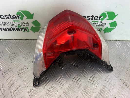 YAMAHA XMAX 125 XMAX-125 REAR LIGHT  YEAR 2015-2020  (CMB1266)