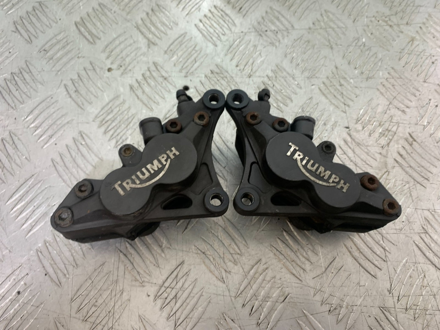 TRIUMPH 1050 SPRINT GT FRONT BRAKE CALIPERS  YEAR 2010-2016 (CMB1250)