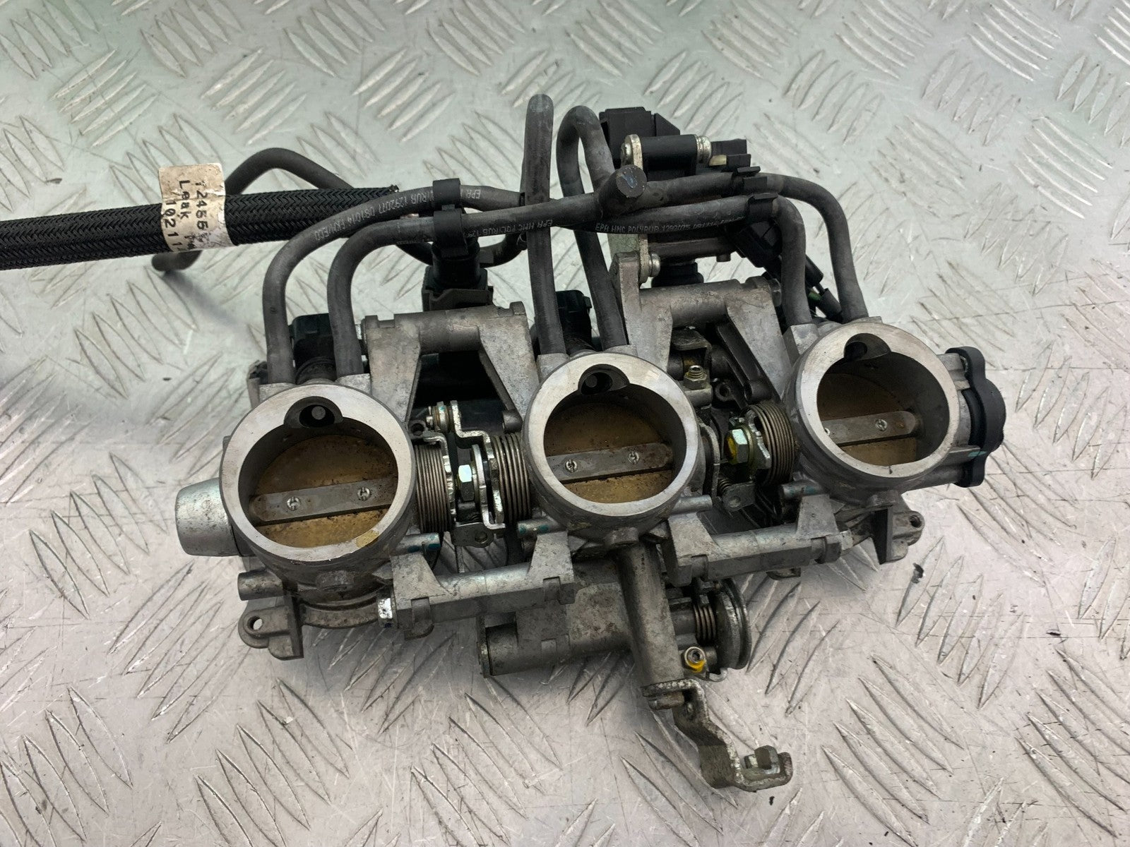 TRIUMPH 675 STREET TRIPLE RX THROTTLE BODIES 2015- 2017 (CMB1299)