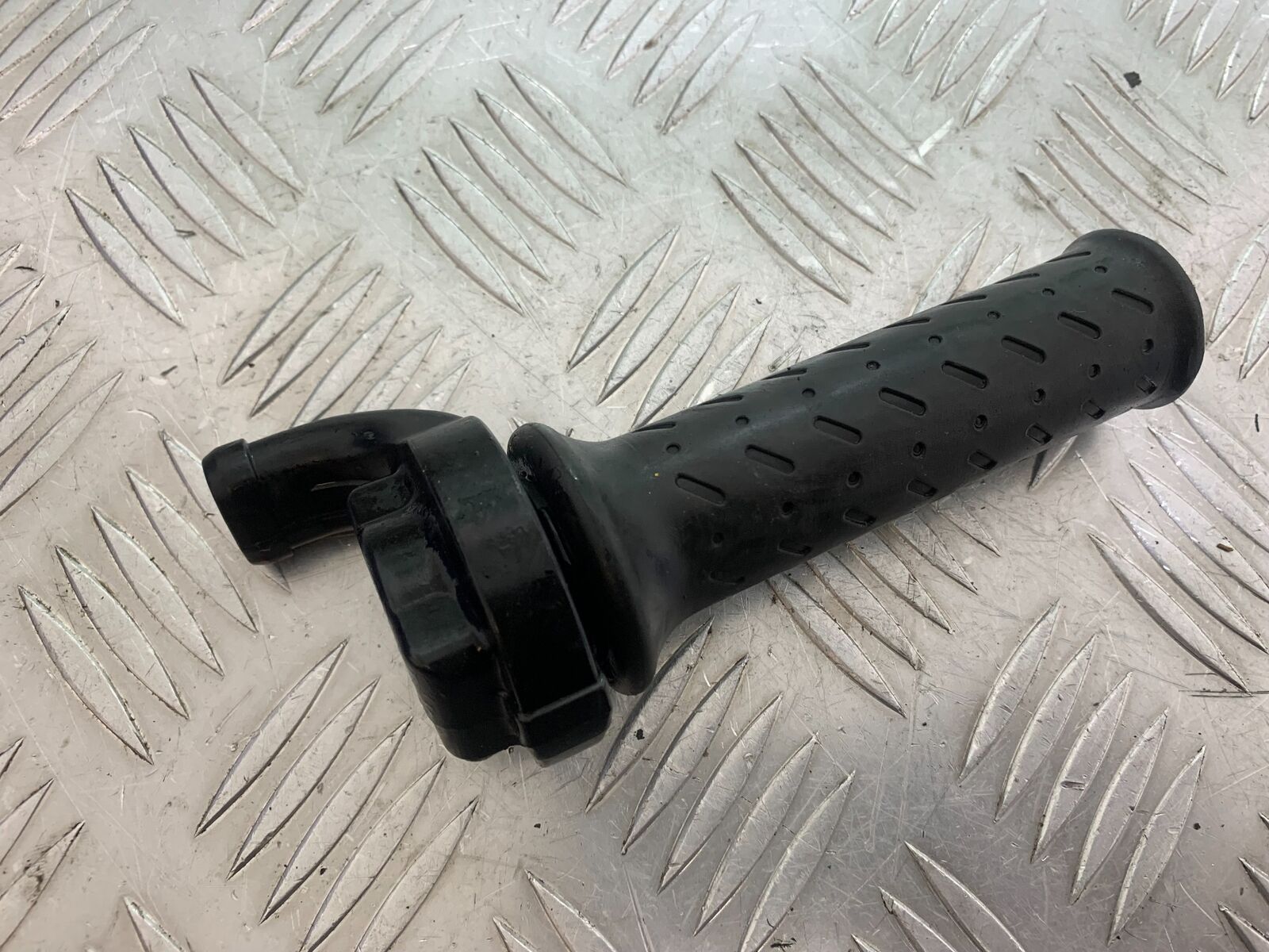 TRIUMPH TIGER 800 THROTTLE HOUSING    YEAR 2011-2014 (CMB1113)