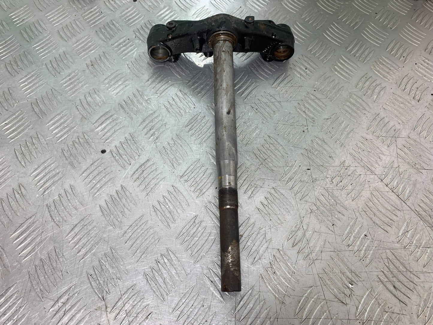 YAMAHA XMAX 125 XMAX-125 BOTTOM YOKE  YEAR 2015-2020  (CMB1266)